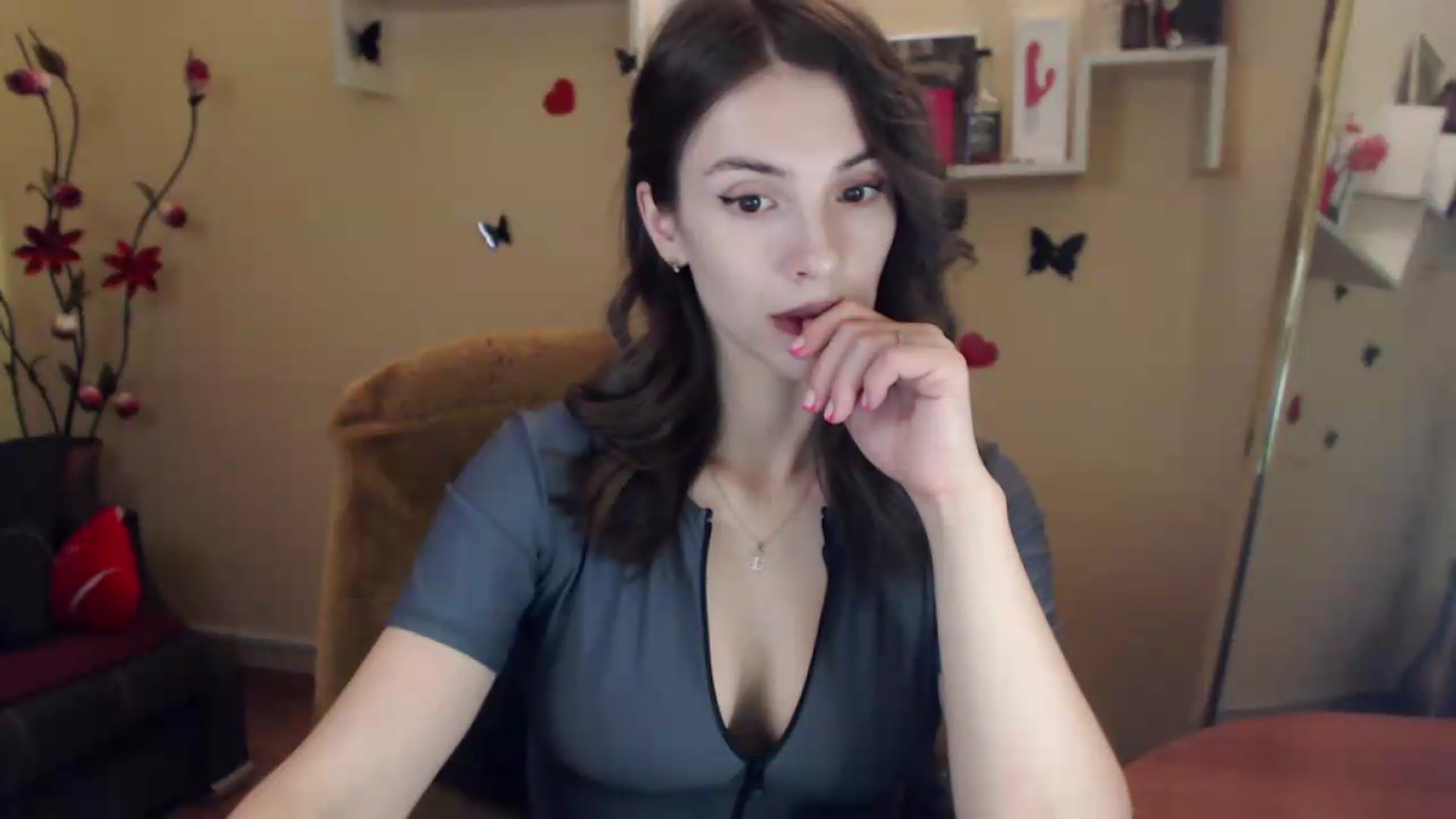 Gallery image thumbnail from MiaRoony's myfreecams stream on, 08/19/2026, 16:41 image 4 of 20