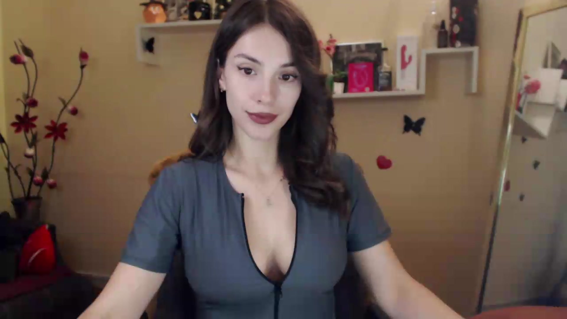 Gallery image thumbnail from MiaRoony's myfreecams stream on, 08/20/2026, 14:43 image 7 of 20