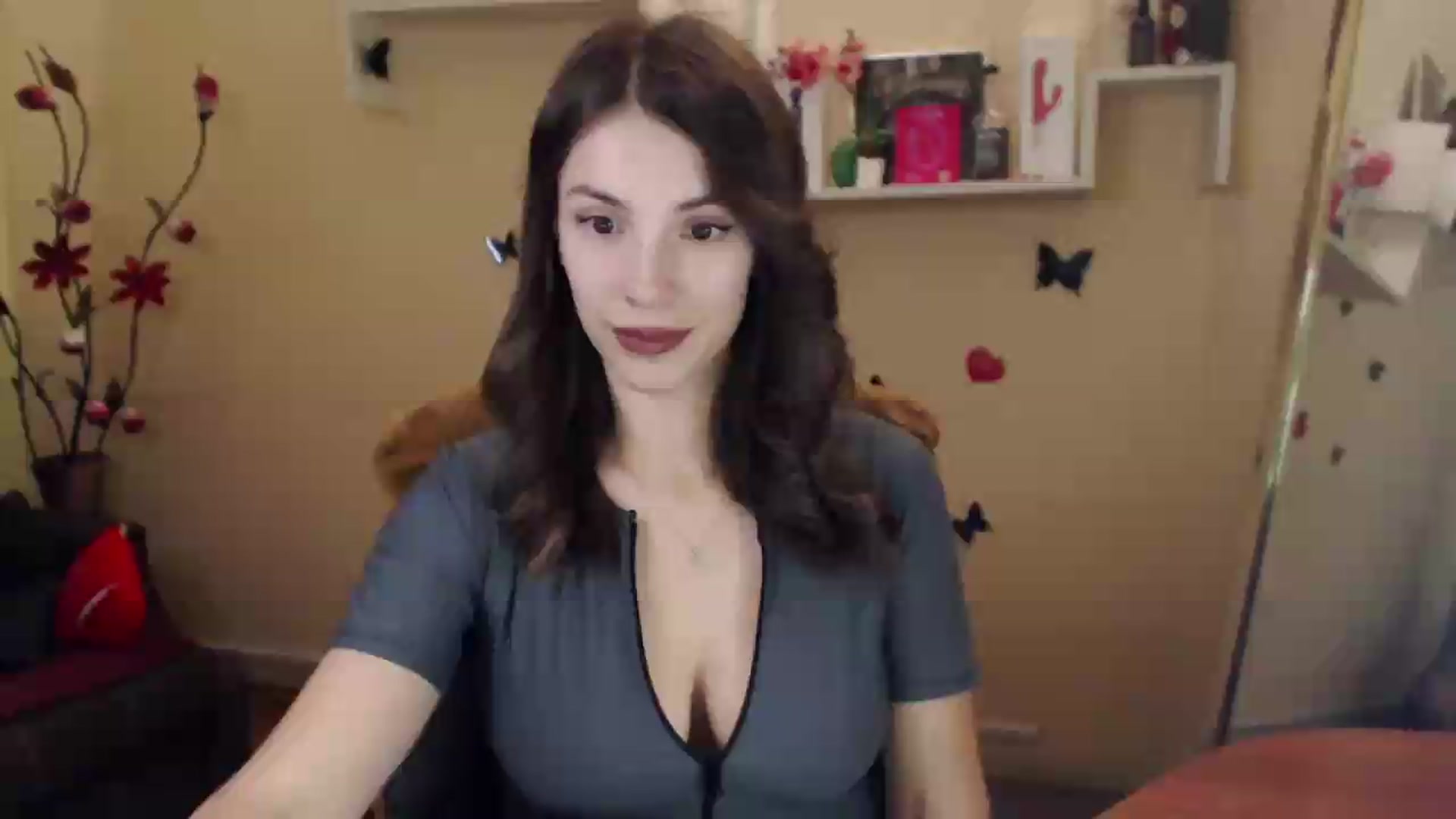 Gallery image thumbnail from MiaRoony's myfreecams stream on, 08/20/2026, 14:43 image 4 of 20