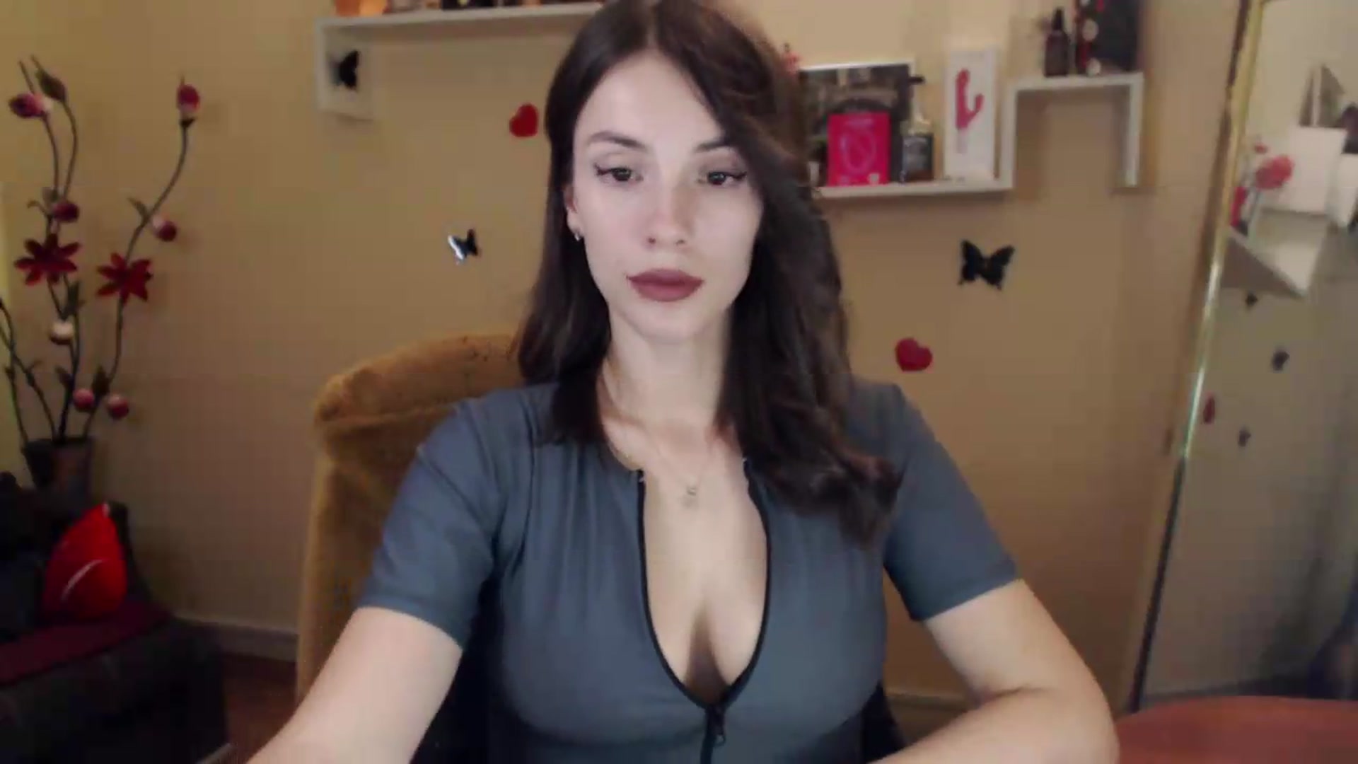 Gallery image thumbnail from MiaRoony's myfreecams stream on, 08/20/2026, 16:18 image 9 of 20