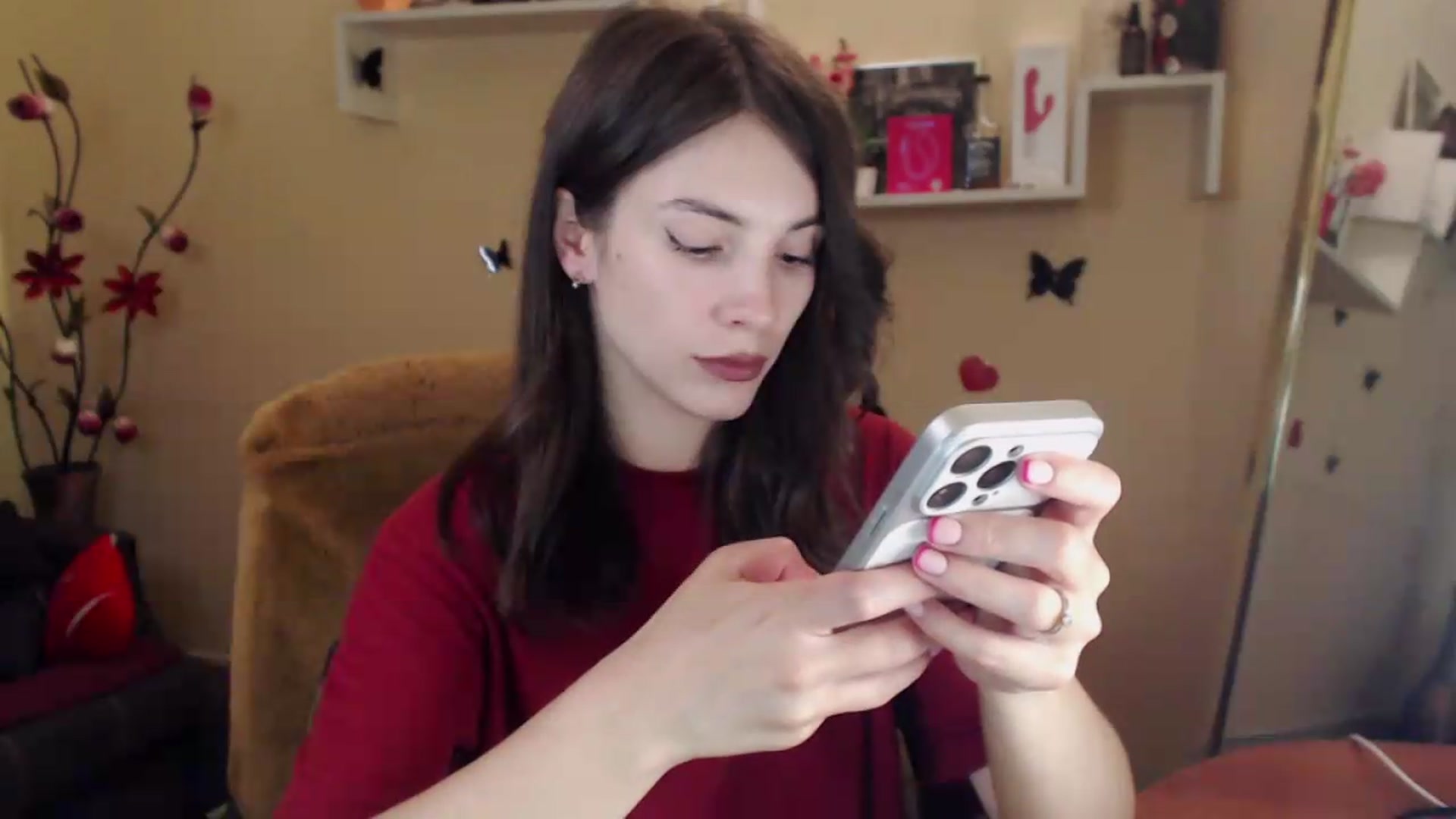 Gallery image thumbnail from MiaRoony's myfreecams stream on, 08/20/2026, 17:47 image 9 of 20