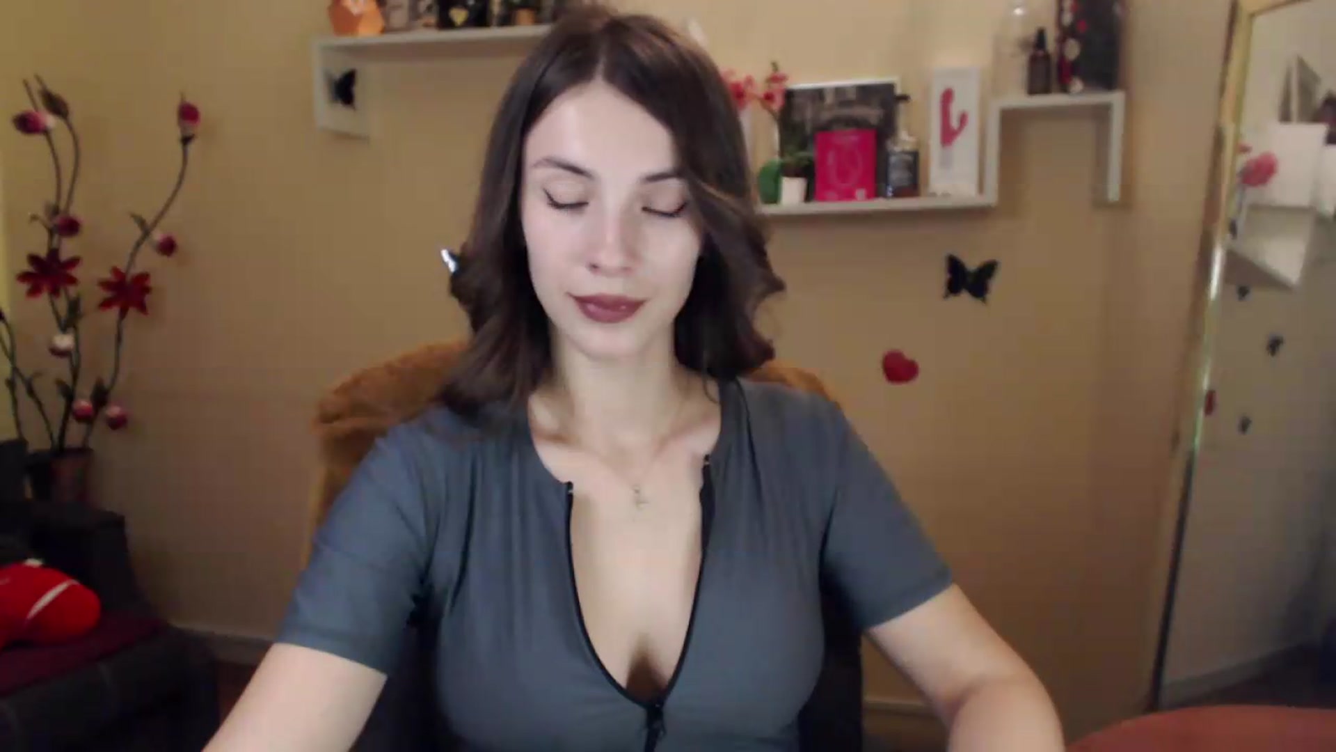 Gallery image thumbnail from MiaRoony's myfreecams stream on, 08/22/2026, 18:01 image 4 of 20
