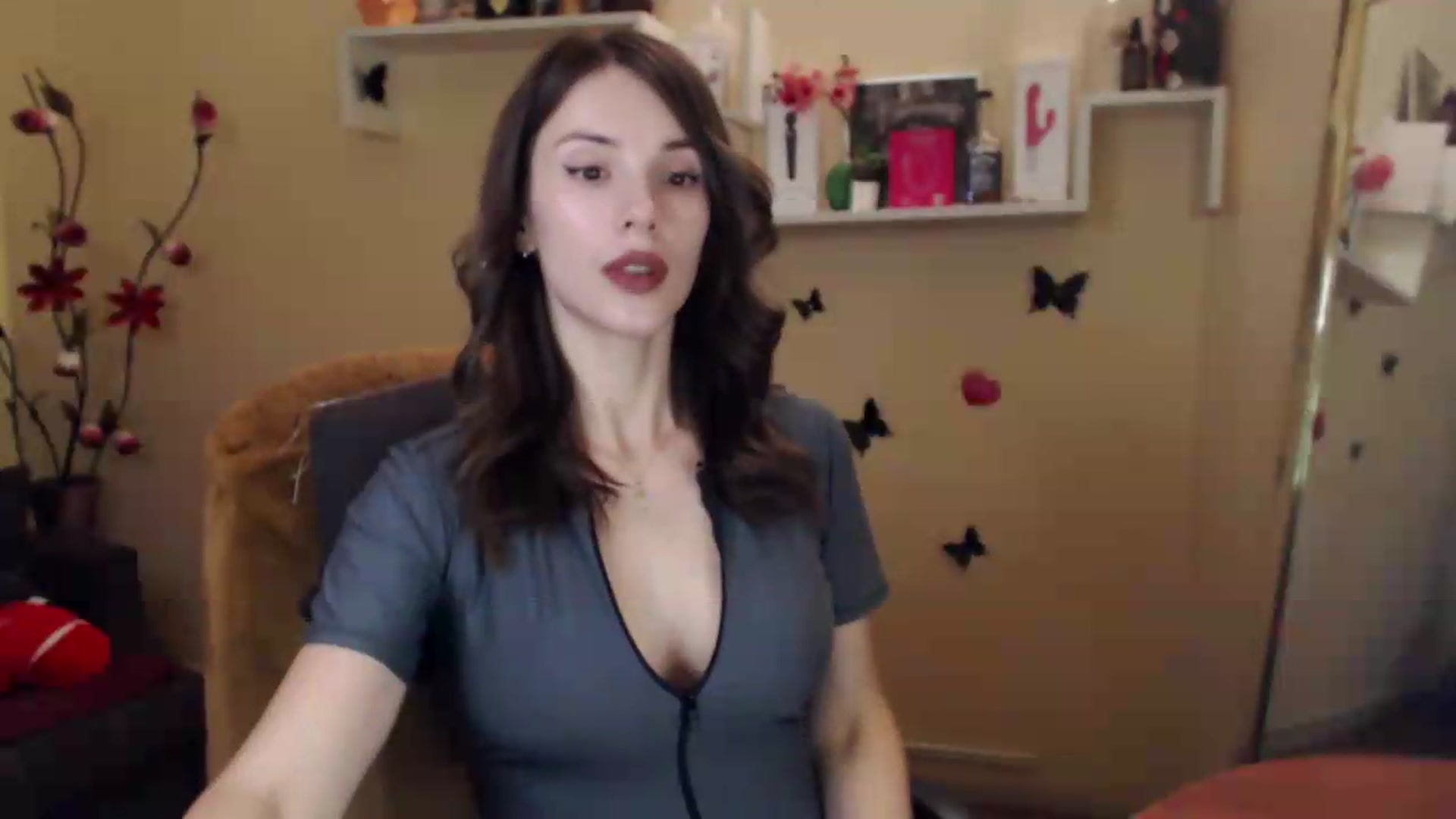 Gallery image thumbnail from MiaRoony's myfreecams stream on, 08/22/2026, 18:01 image 17 of 20