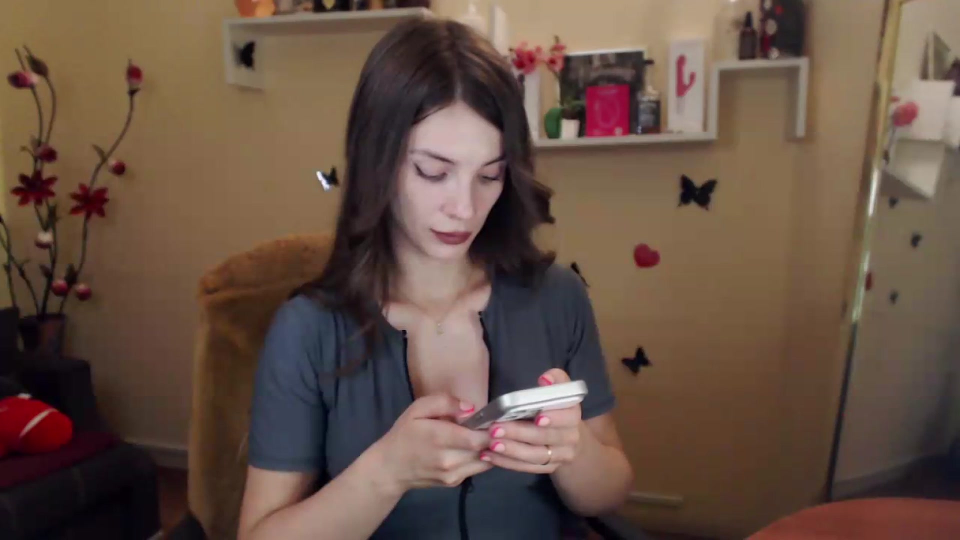 Gallery image thumbnail from MiaRoony's myfreecams stream on, 08/22/2026, 18:01 image 8 of 20