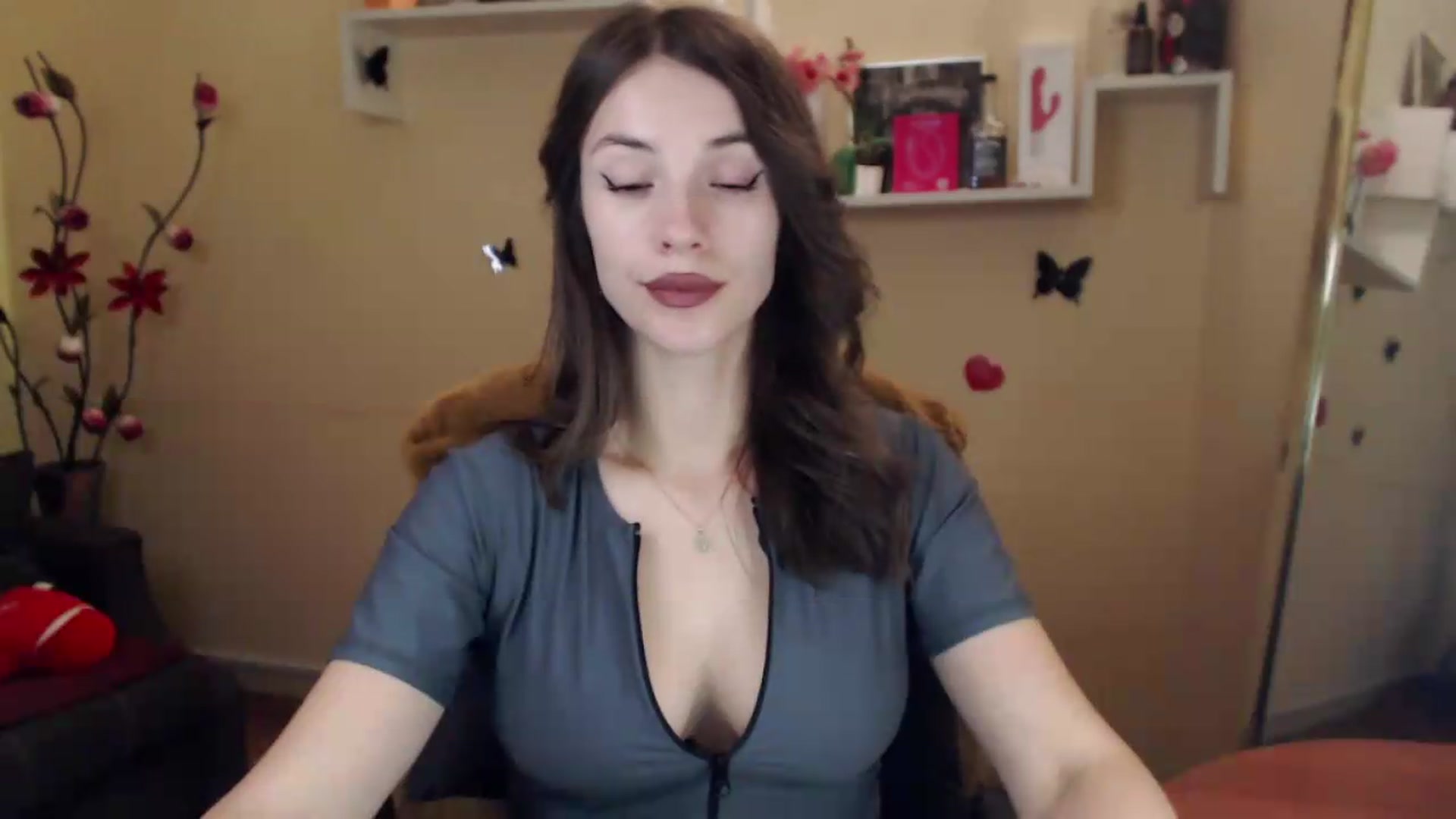 Gallery image thumbnail from MiaRoony's myfreecams stream on, 08/24/2026, 14:52 image 18 of 20
