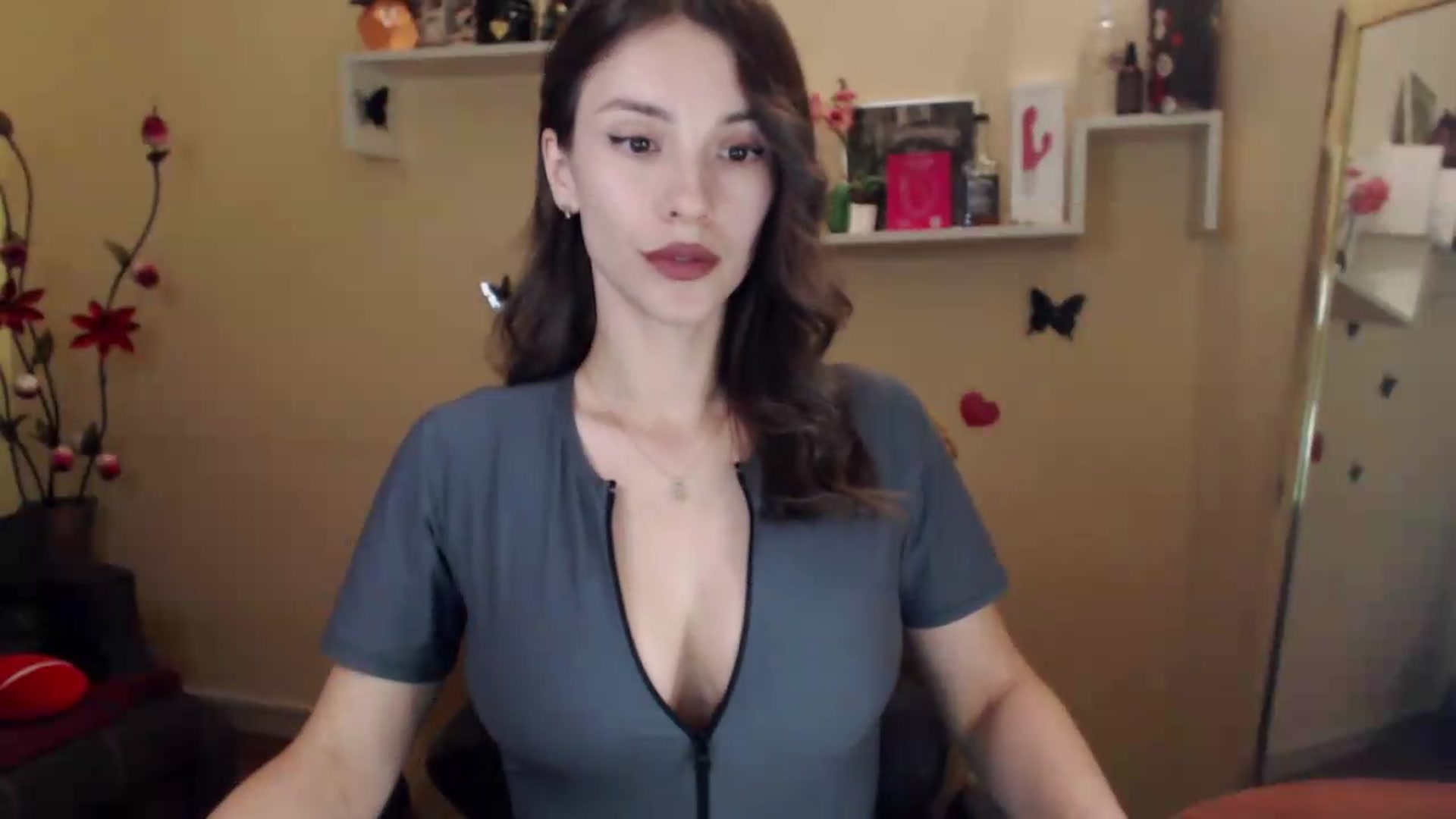 Gallery image thumbnail from MiaRoony's myfreecams stream on, 08/27/2026, 15:07 image 4 of 20