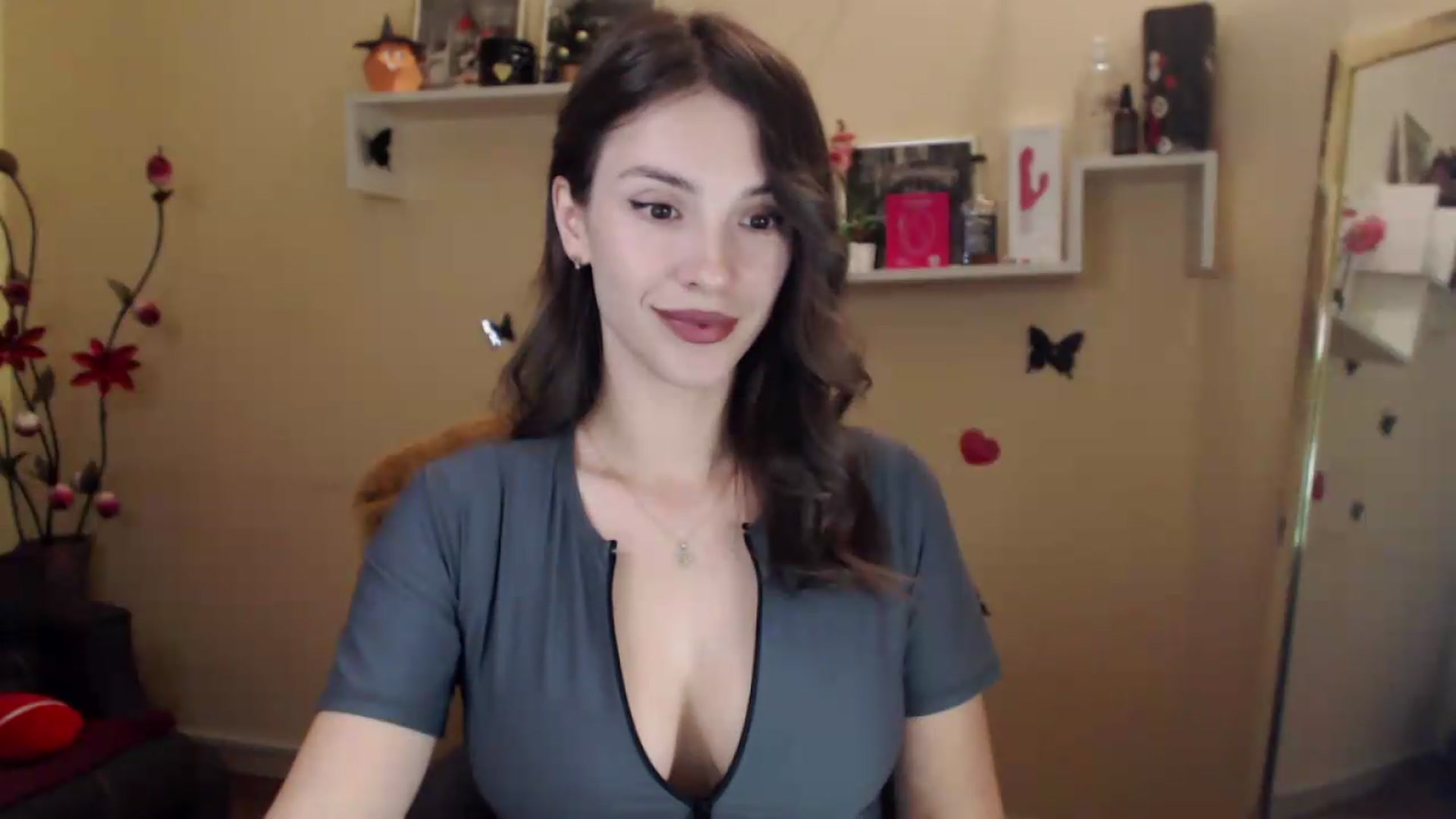 Gallery image thumbnail from MiaRoony's myfreecams stream on, 08/27/2026, 15:07 image 6 of 20