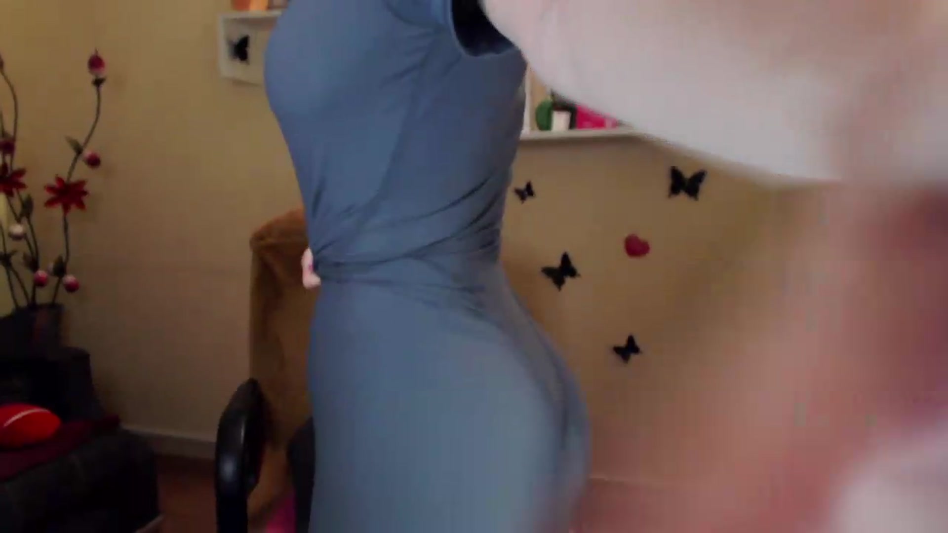 Gallery image thumbnail from MiaRoony's myfreecams stream on, 08/27/2026, 17:51 image 18 of 20