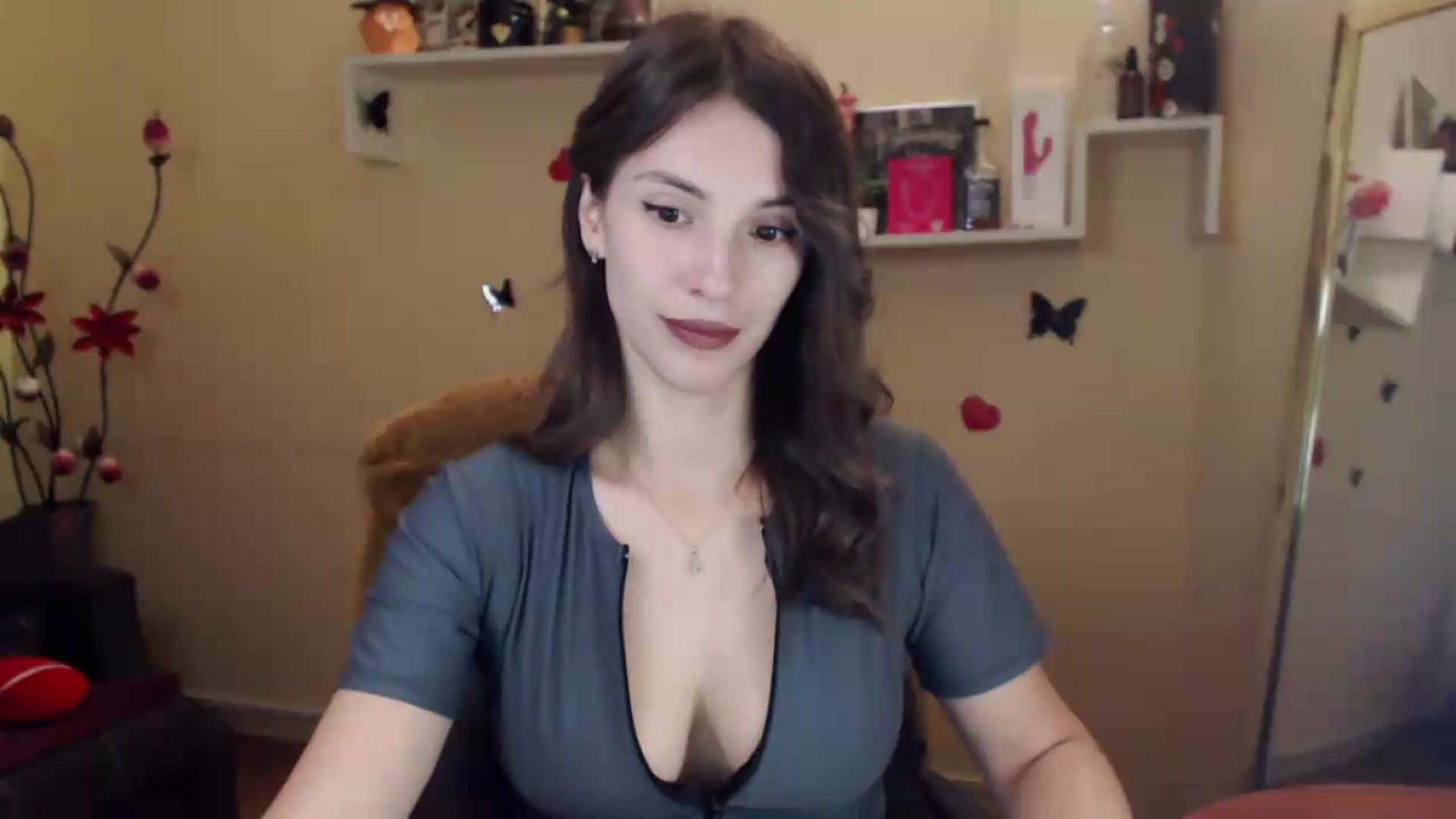 Gallery image thumbnail from MiaRoony's myfreecams stream on, 08/27/2026, 17:51 image 17 of 20