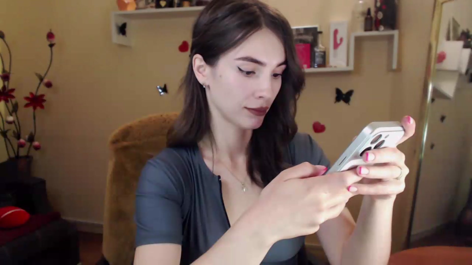 Gallery image thumbnail from MiaRoony's myfreecams stream on, 08/29/2026, 22:03 image 11 of 20