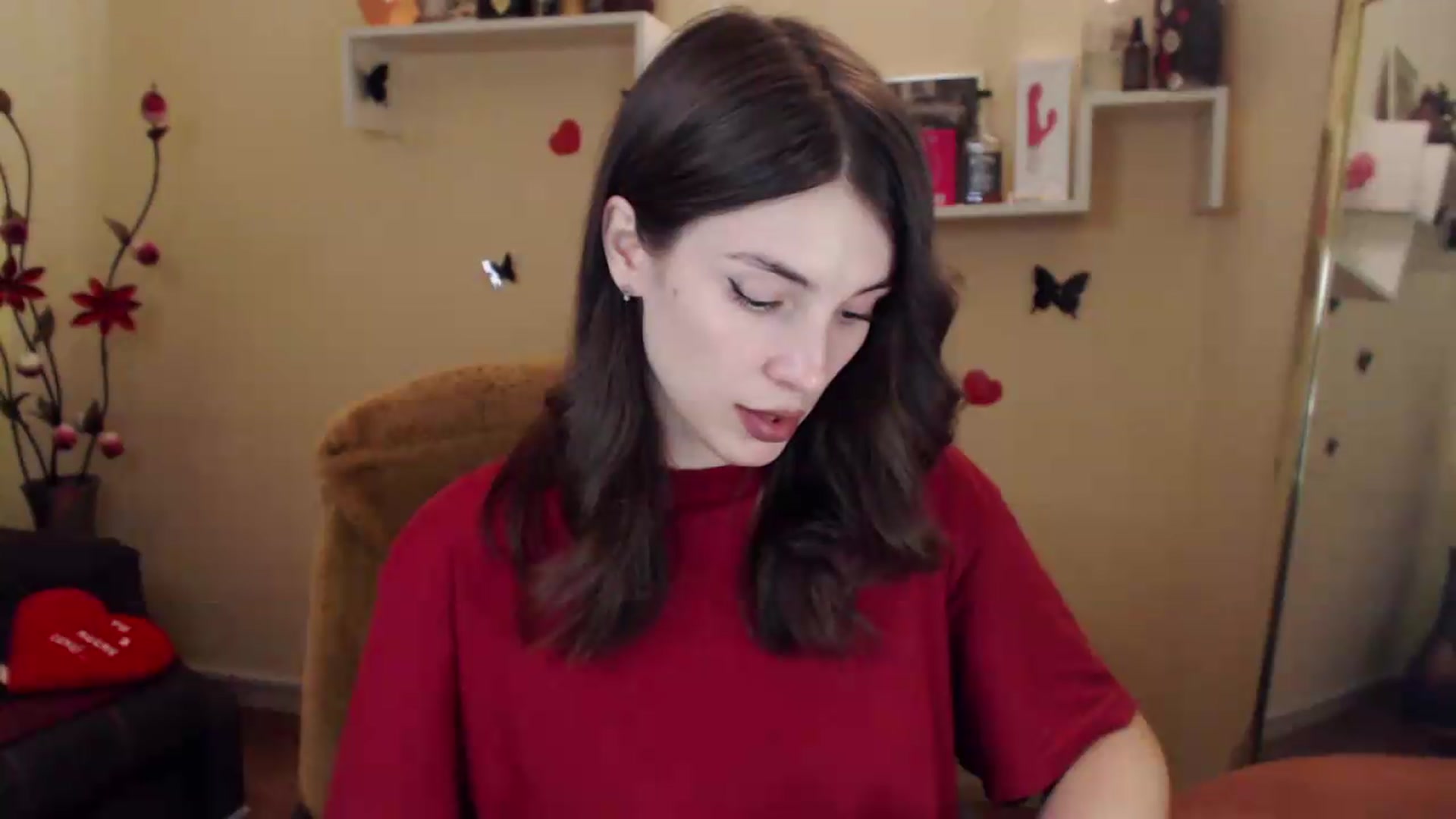 Gallery image thumbnail from MiaRoony's myfreecams stream on, 09/04/2026, 12:39 image 2 of 20