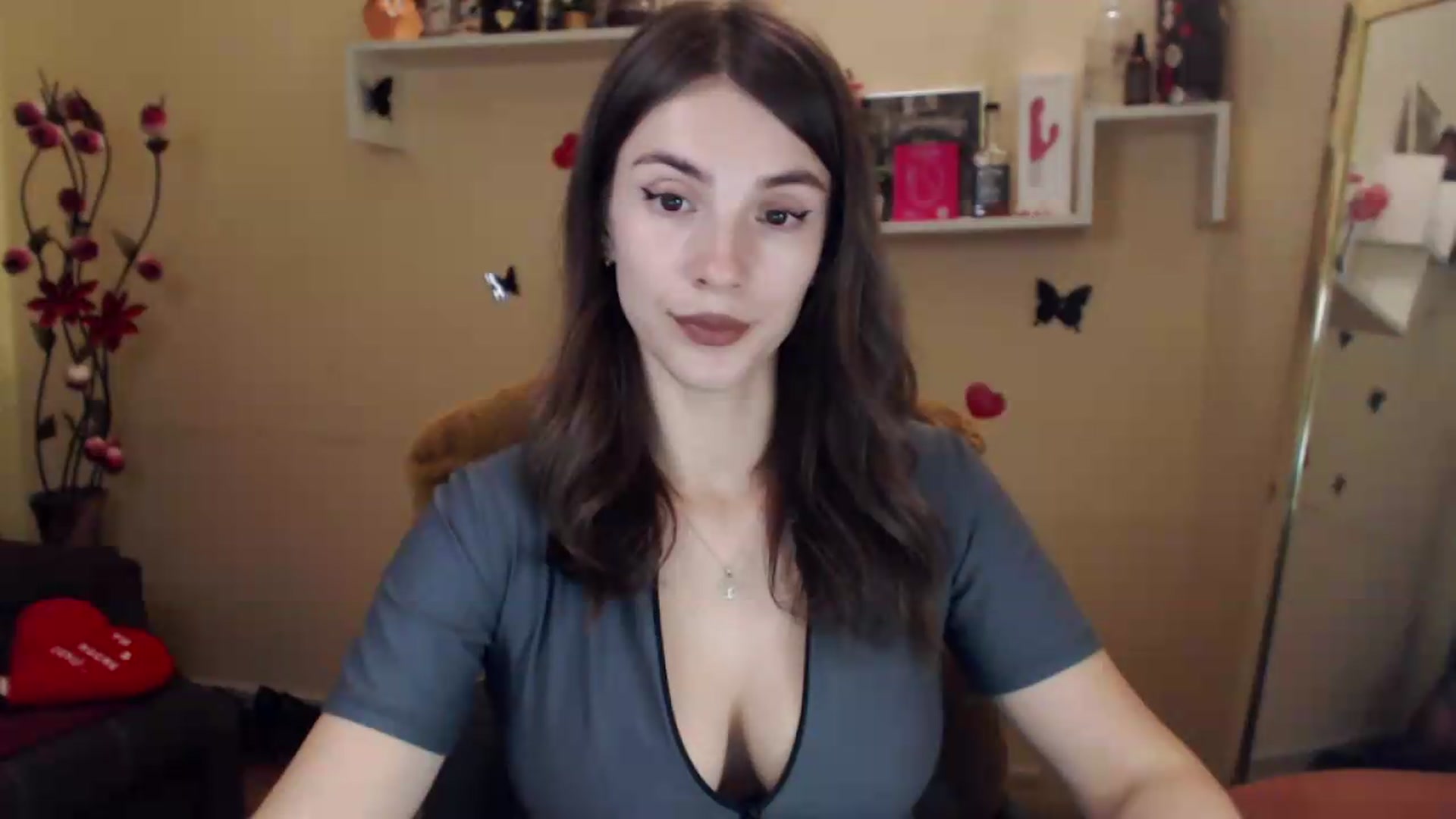 Gallery image thumbnail from MiaRoony's myfreecams stream on, 09/05/2026, 16:01 image 14 of 20