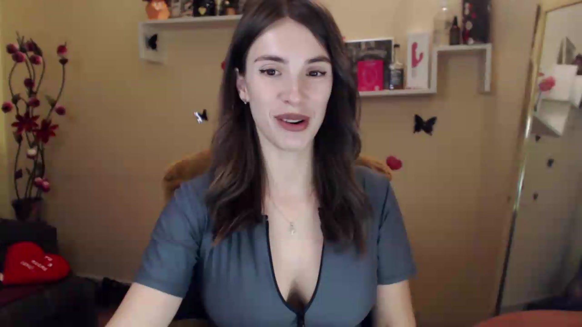 Gallery image thumbnail from MiaRoony's myfreecams stream on, 09/05/2026, 16:41 image 14 of 20