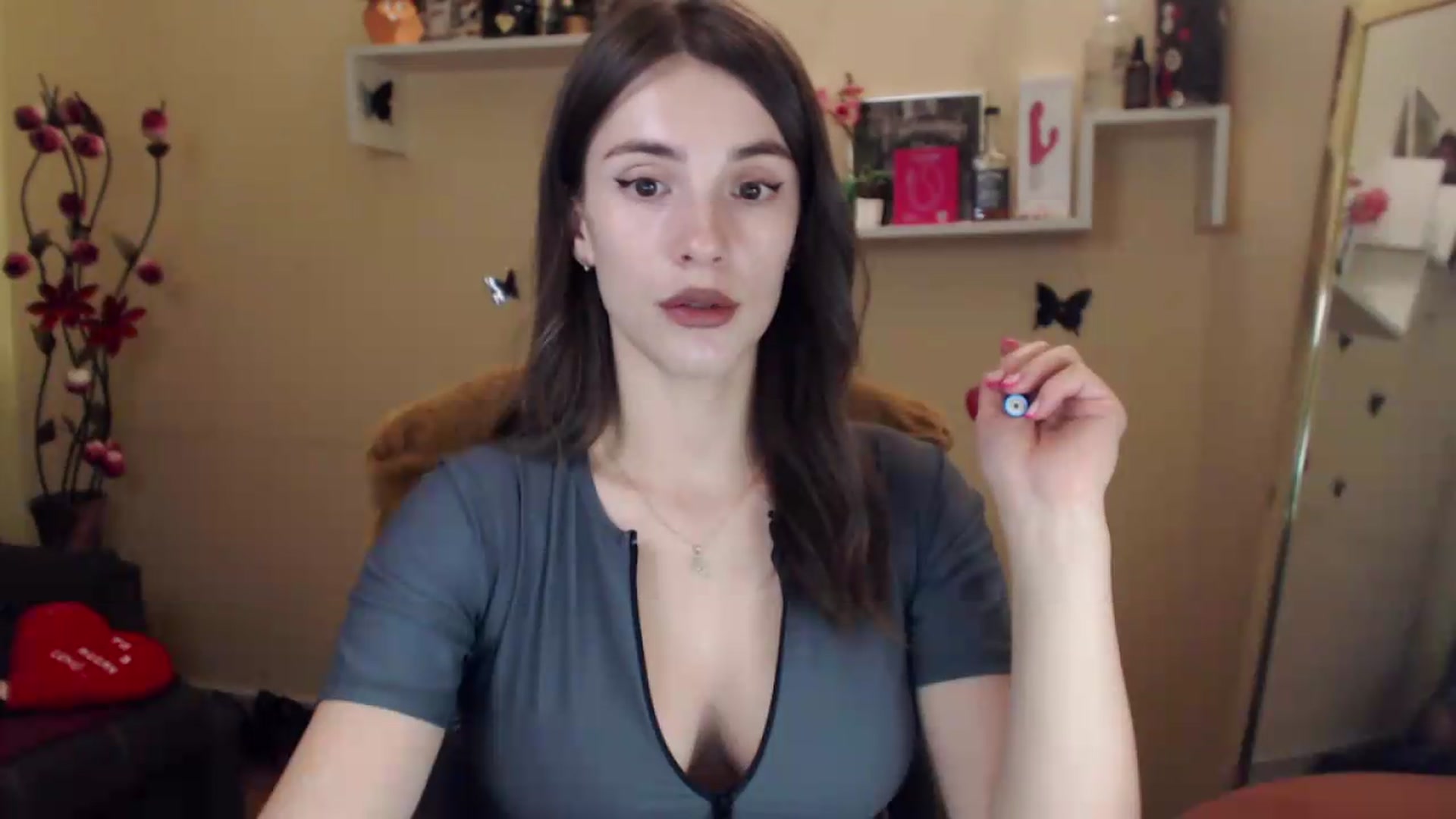 Gallery image thumbnail from MiaRoony's myfreecams stream on, 09/05/2026, 17:20 image 14 of 20