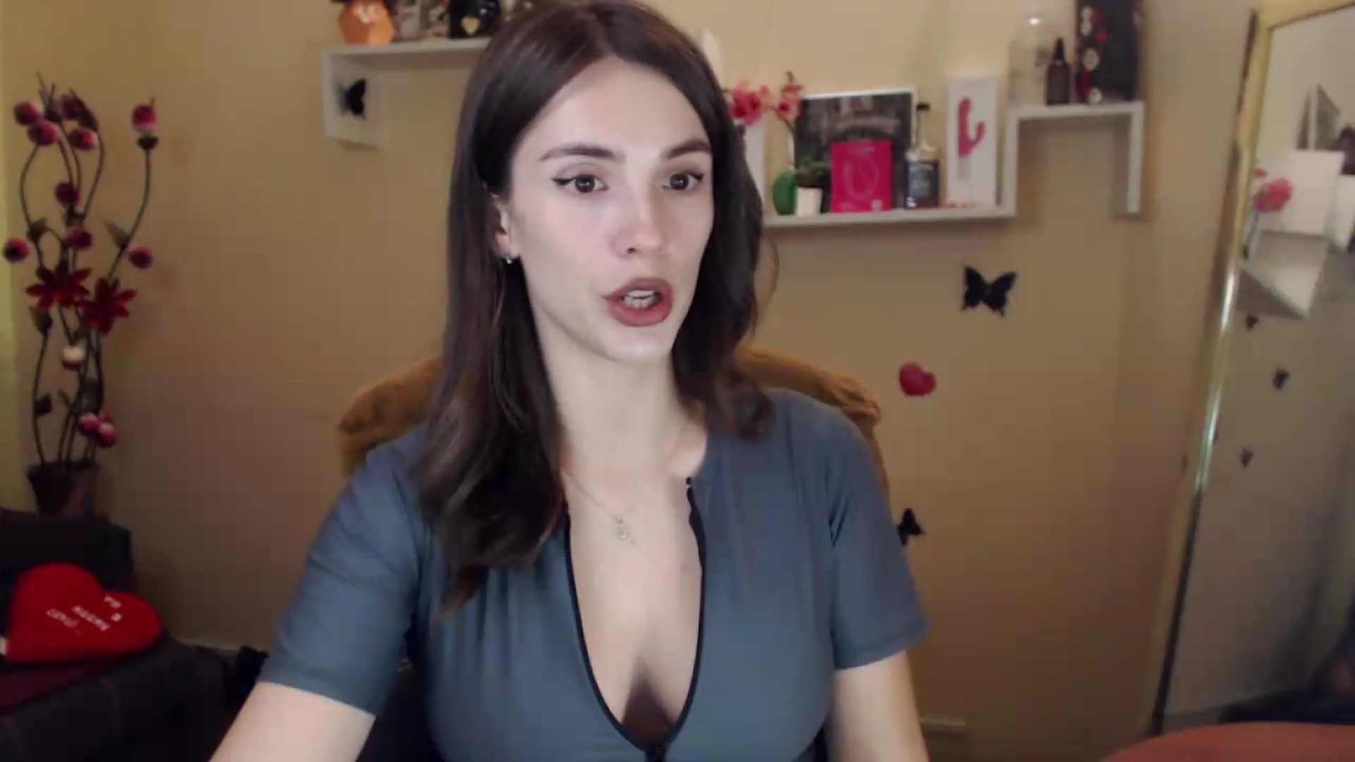 Gallery image thumbnail from MiaRoony's myfreecams stream on, 09/05/2026, 17:20 image 9 of 20