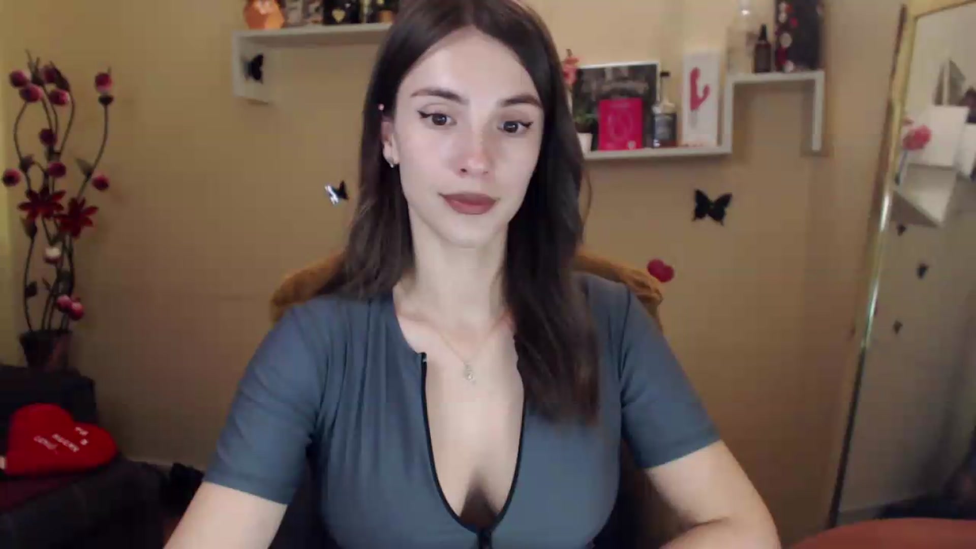 Gallery image thumbnail from MiaRoony's myfreecams stream on, 09/05/2026, 17:20 image 16 of 20
