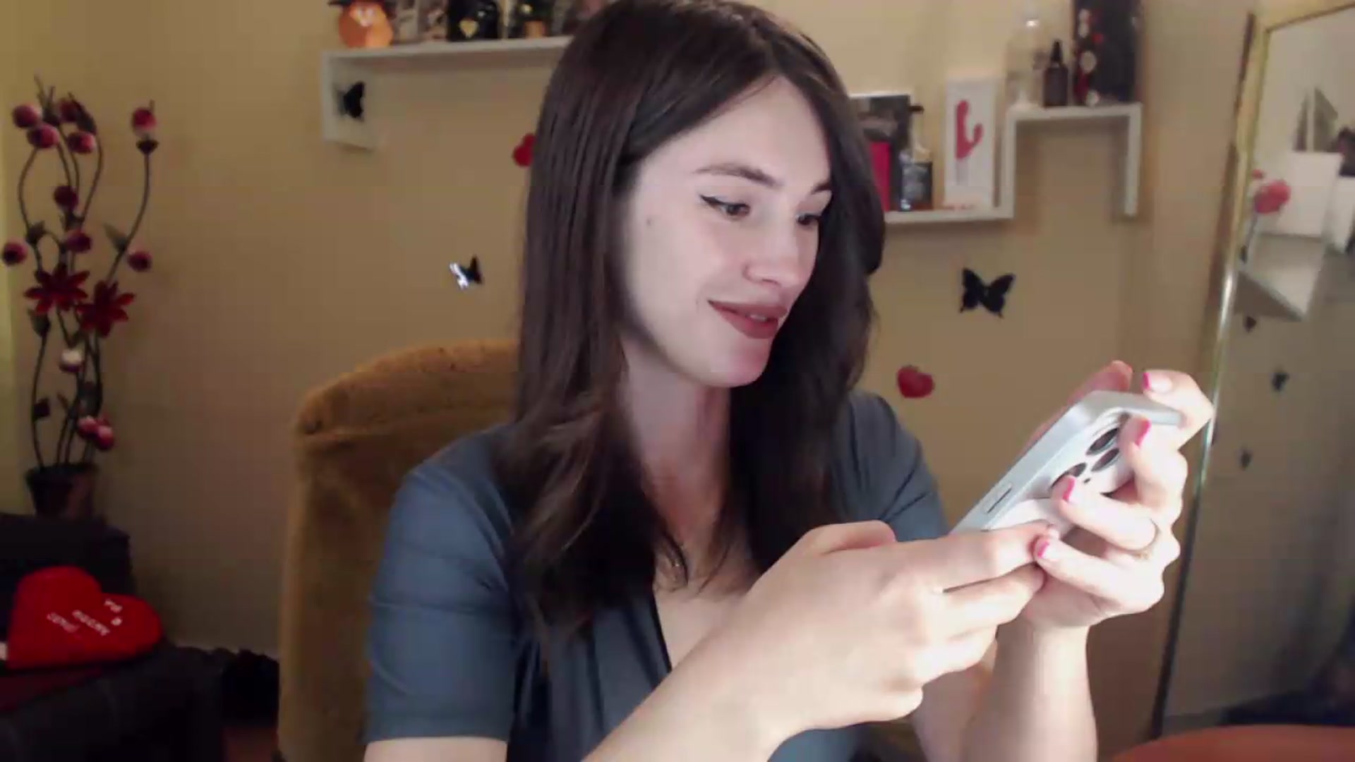 Gallery image thumbnail from MiaRoony's myfreecams stream on, 09/07/2026, 16:53 image 16 of 20