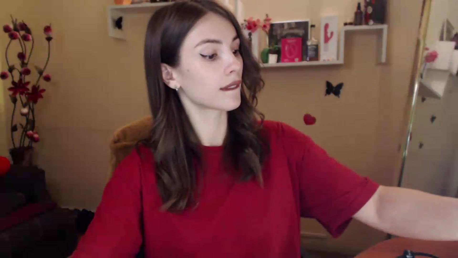 Gallery image thumbnail from MiaRoony's myfreecams stream on, 09/15/2026, 10:52 image 15 of 20