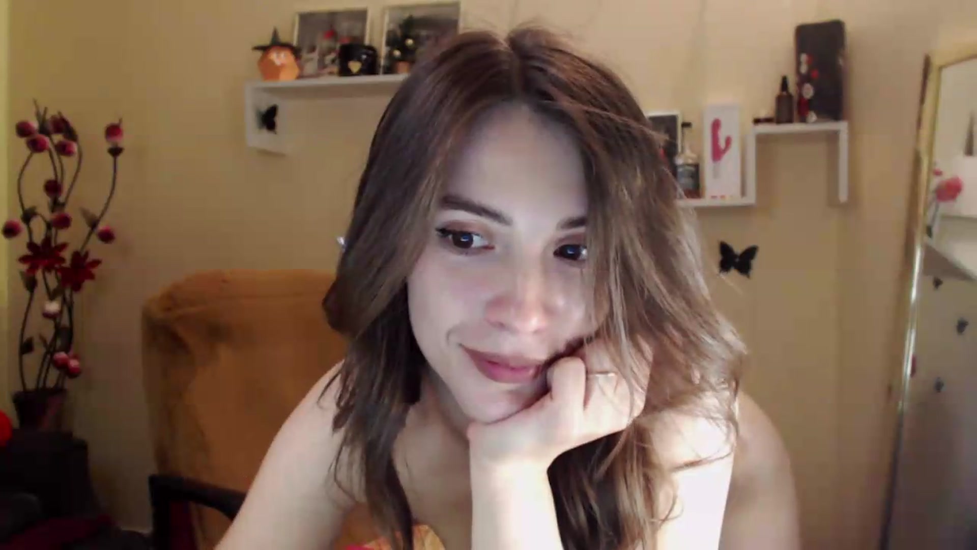 Gallery image thumbnail from MiaRoony's myfreecams stream on, 09/15/2026, 18:02 image 10 of 20