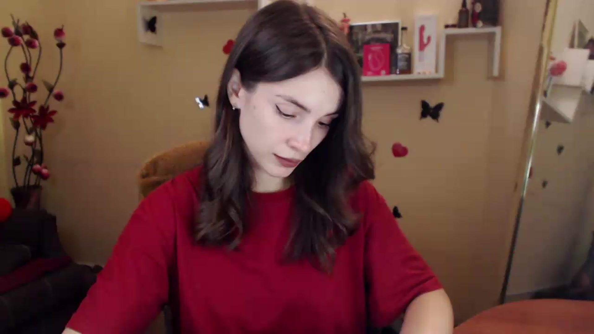Gallery image thumbnail from MiaRoony's myfreecams stream on, 09/16/2026, 14:00 image 18 of 20