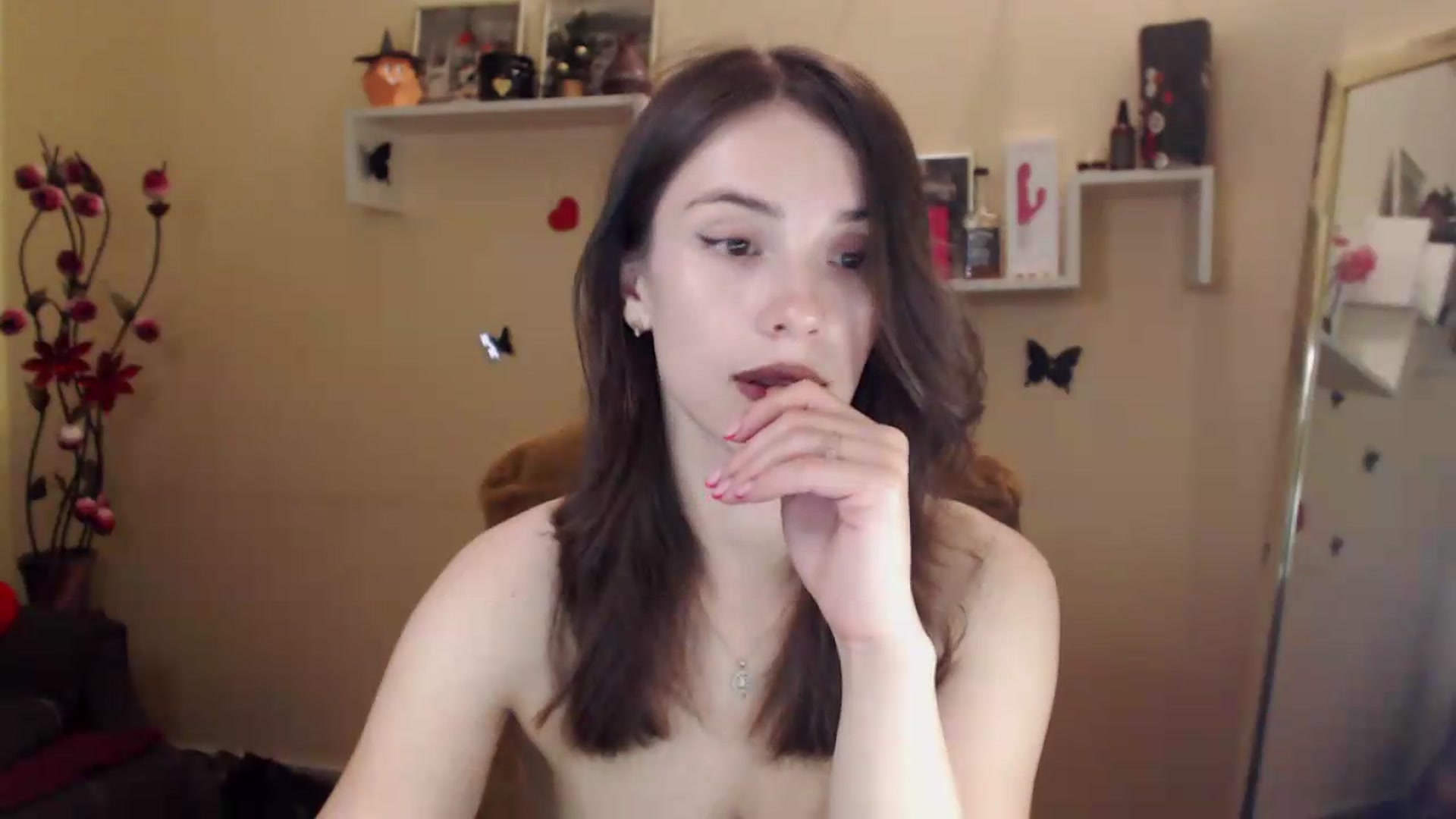 Gallery image thumbnail from MiaRoony's myfreecams stream on, 09/16/2026, 15:24 image 10 of 20