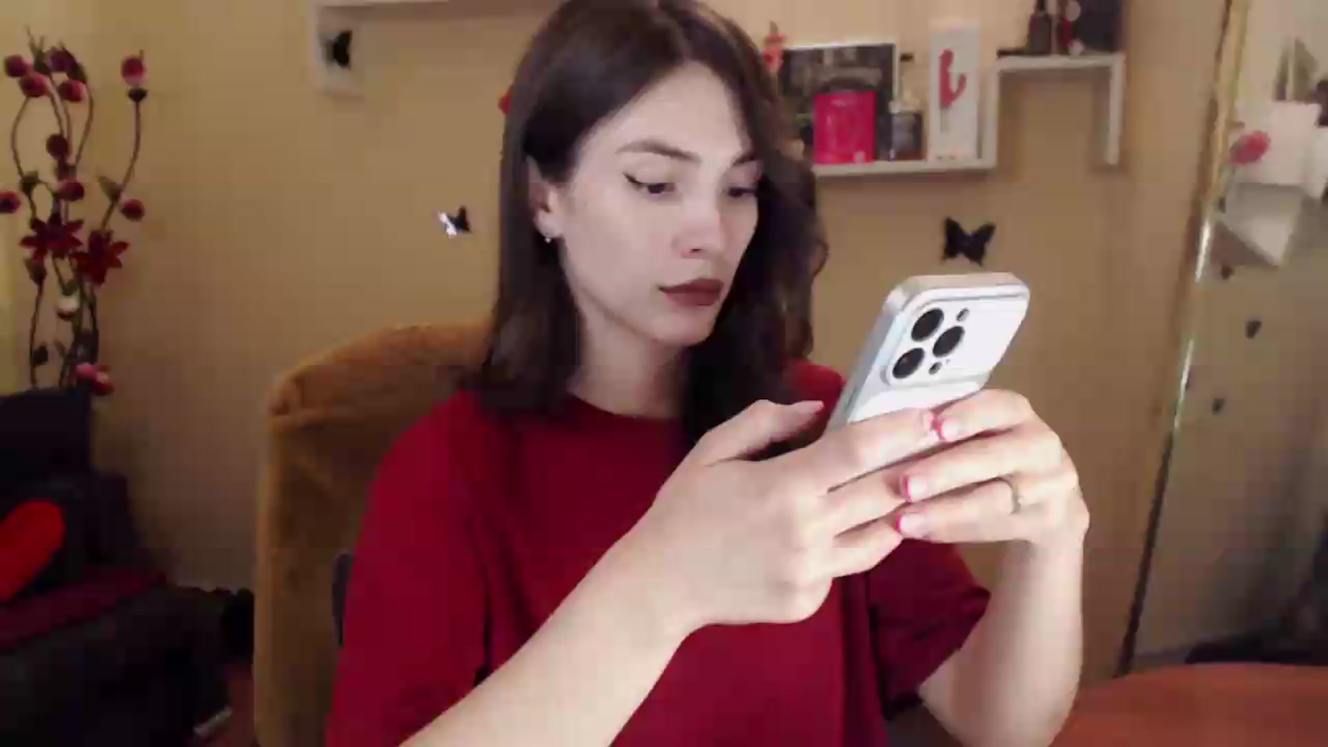 Gallery image thumbnail from MiaRoony's myfreecams stream on, 09/19/2026, 12:35 image 14 of 20