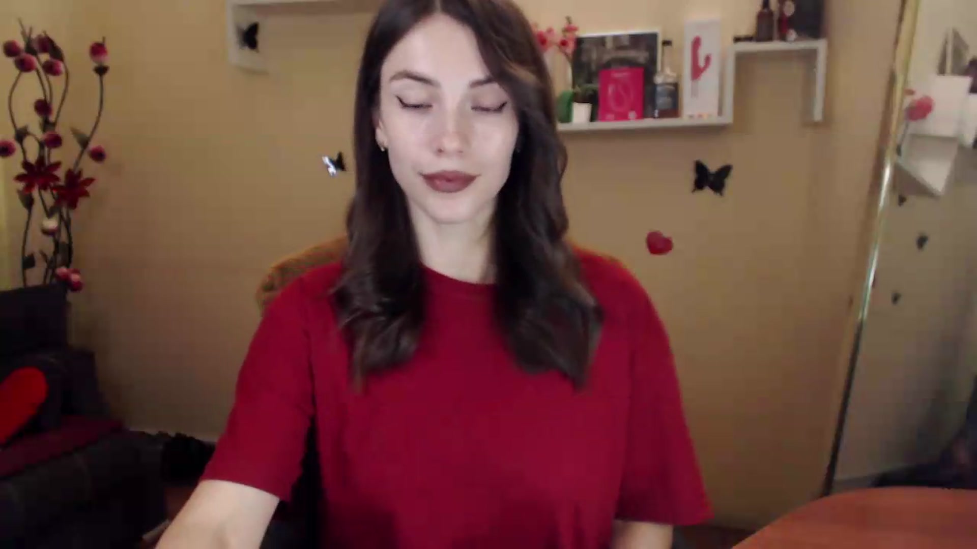 Gallery image thumbnail from MiaRoony's myfreecams stream on, 09/19/2026, 12:35 image 3 of 20