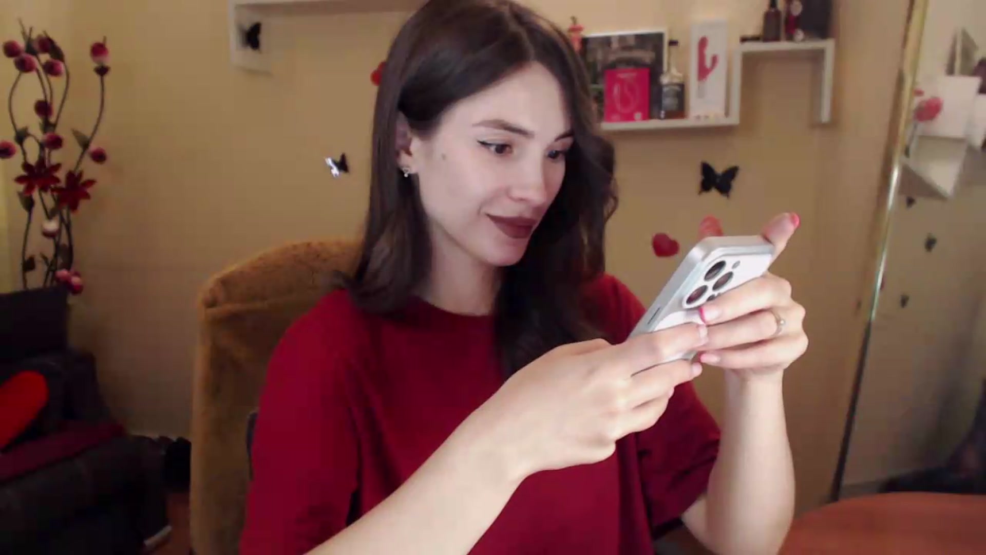 Gallery image thumbnail from MiaRoony's myfreecams stream on, 09/19/2026, 12:35 image 15 of 20
