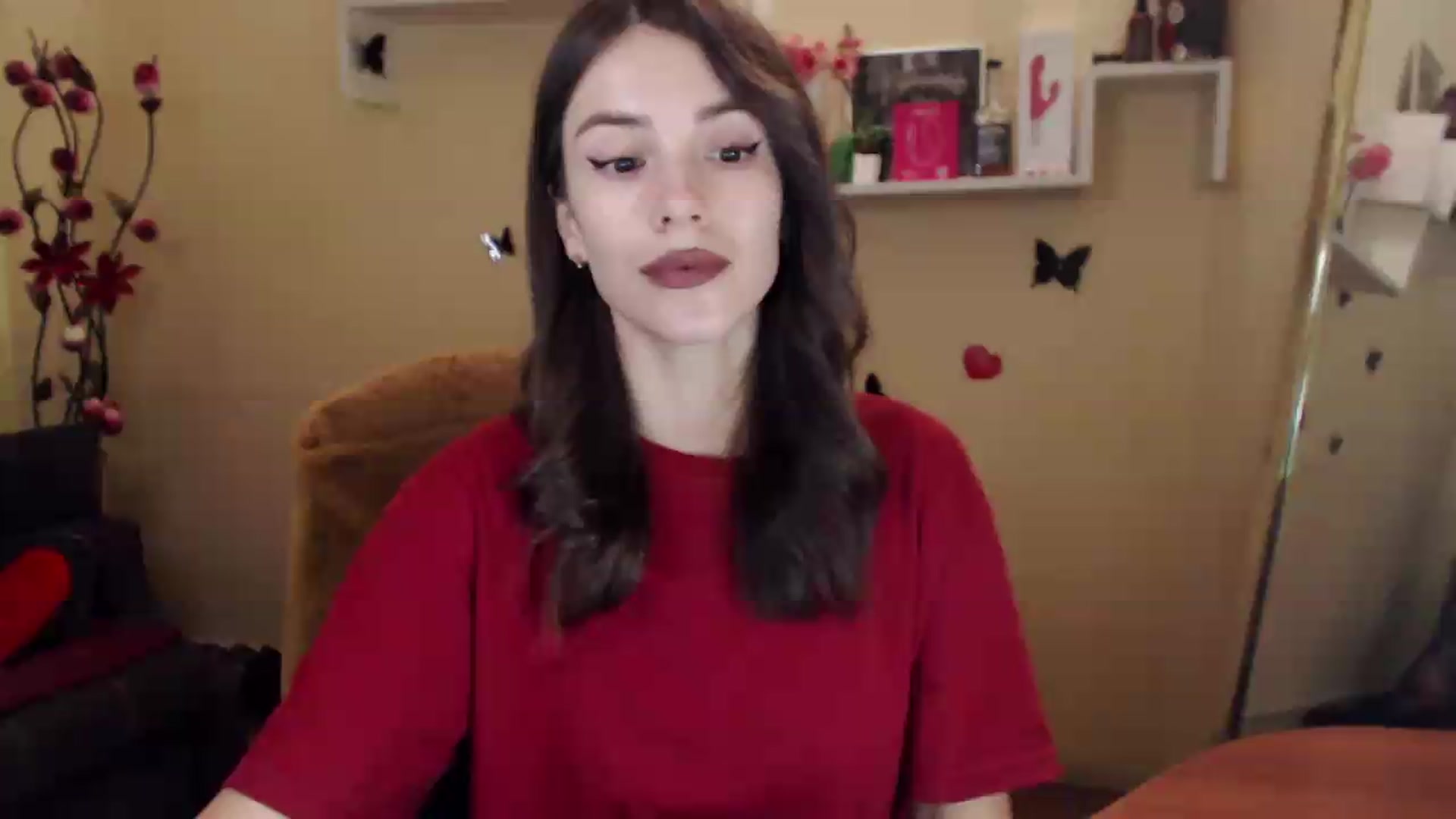 Gallery image thumbnail from MiaRoony's myfreecams stream on, 09/19/2026, 12:35 image 2 of 20