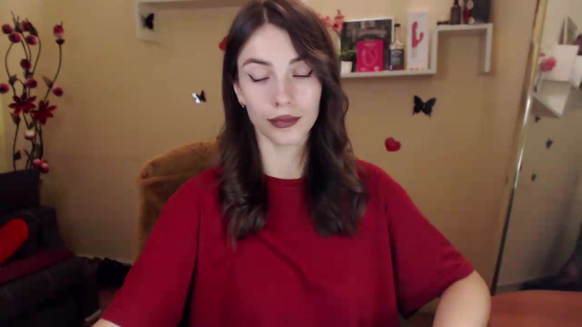Gallery image thumbnail from MiaRoony's myfreecams stream on, 09/19/2026, 12:35 image 9 of 20