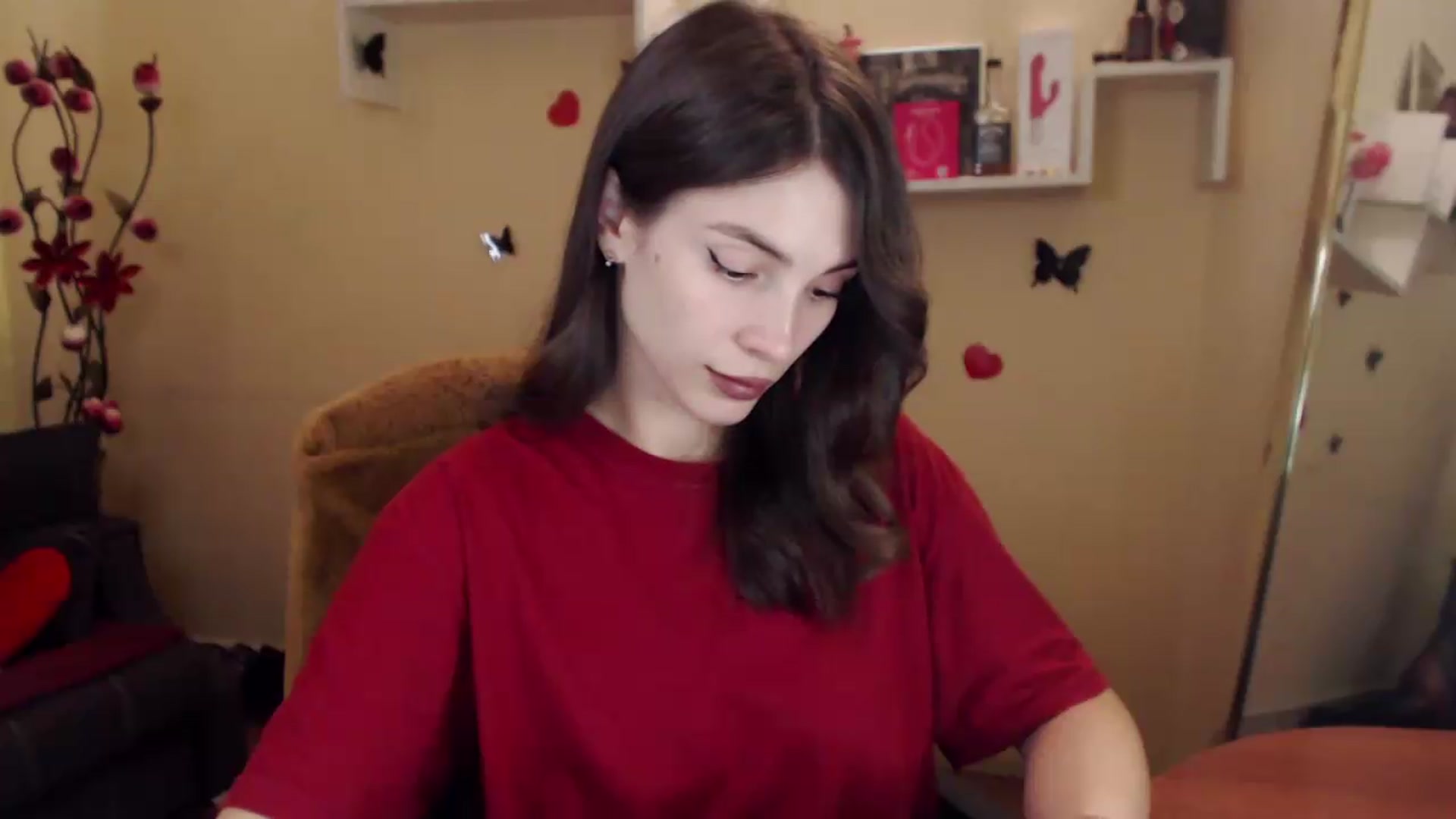 Gallery image thumbnail from MiaRoony's myfreecams stream on, 09/19/2026, 12:35 image 10 of 20