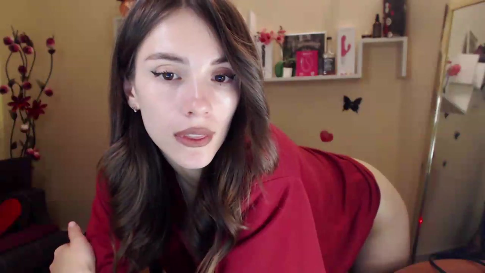 Gallery image thumbnail from MiaRoony's myfreecams stream on, 09/19/2026, 17:33 image 16 of 20