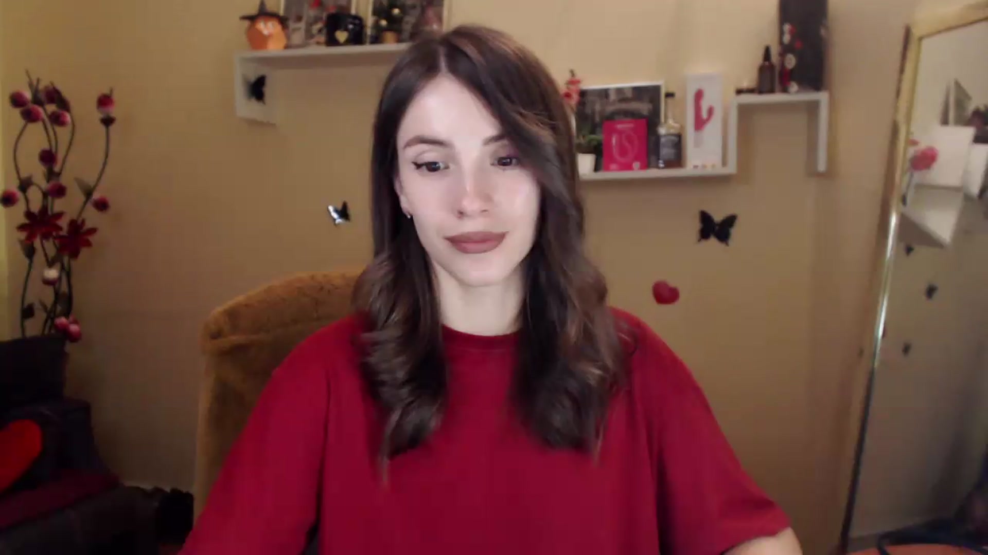 Gallery image thumbnail from MiaRoony's myfreecams stream on, 09/19/2026, 17:33 image 5 of 20