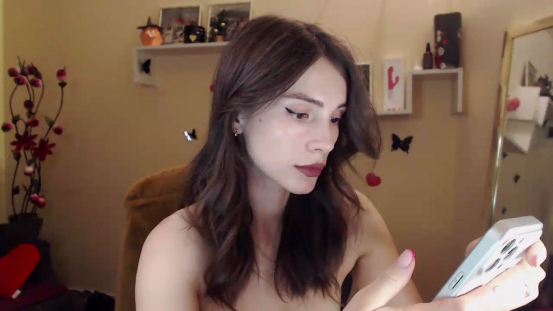 Gallery image thumbnail from MiaRoony's myfreecams stream on, 09/20/2026, 17:07 image 20 of 20