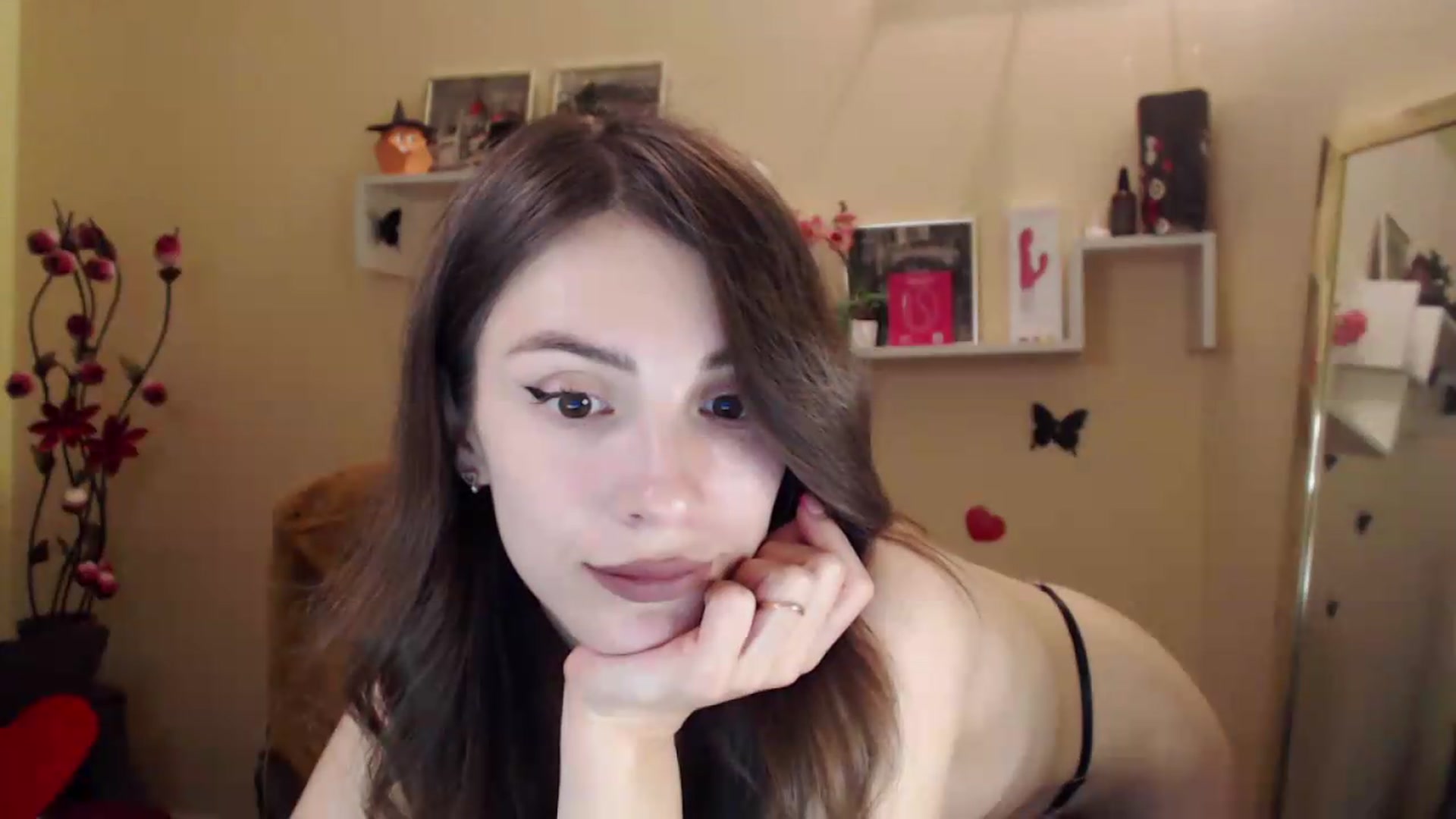Gallery image thumbnail from MiaRoony's myfreecams stream on, 09/20/2026, 17:07 image 6 of 20
