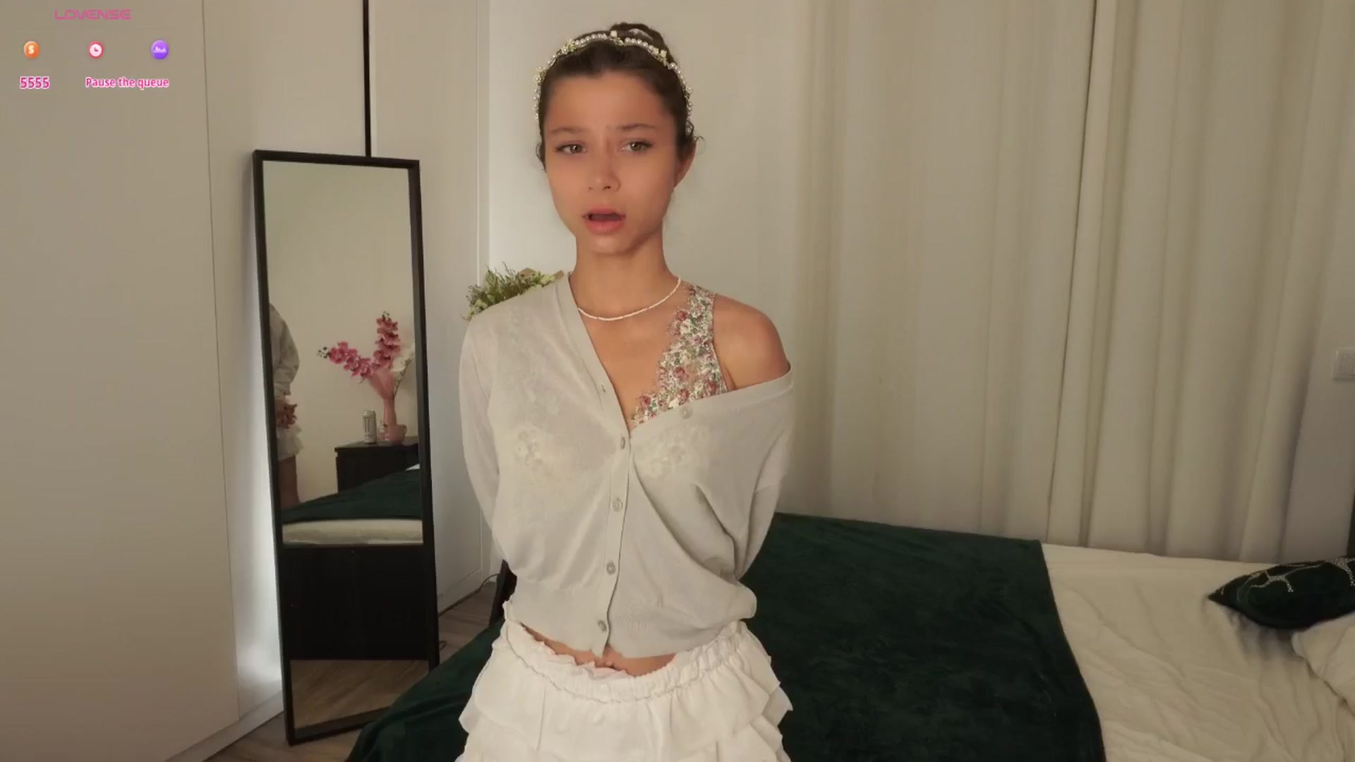 Gallery image thumbnail from MiaRouxie's myfreecams stream on, 06/01/2025, 16:44 image 4 of 20