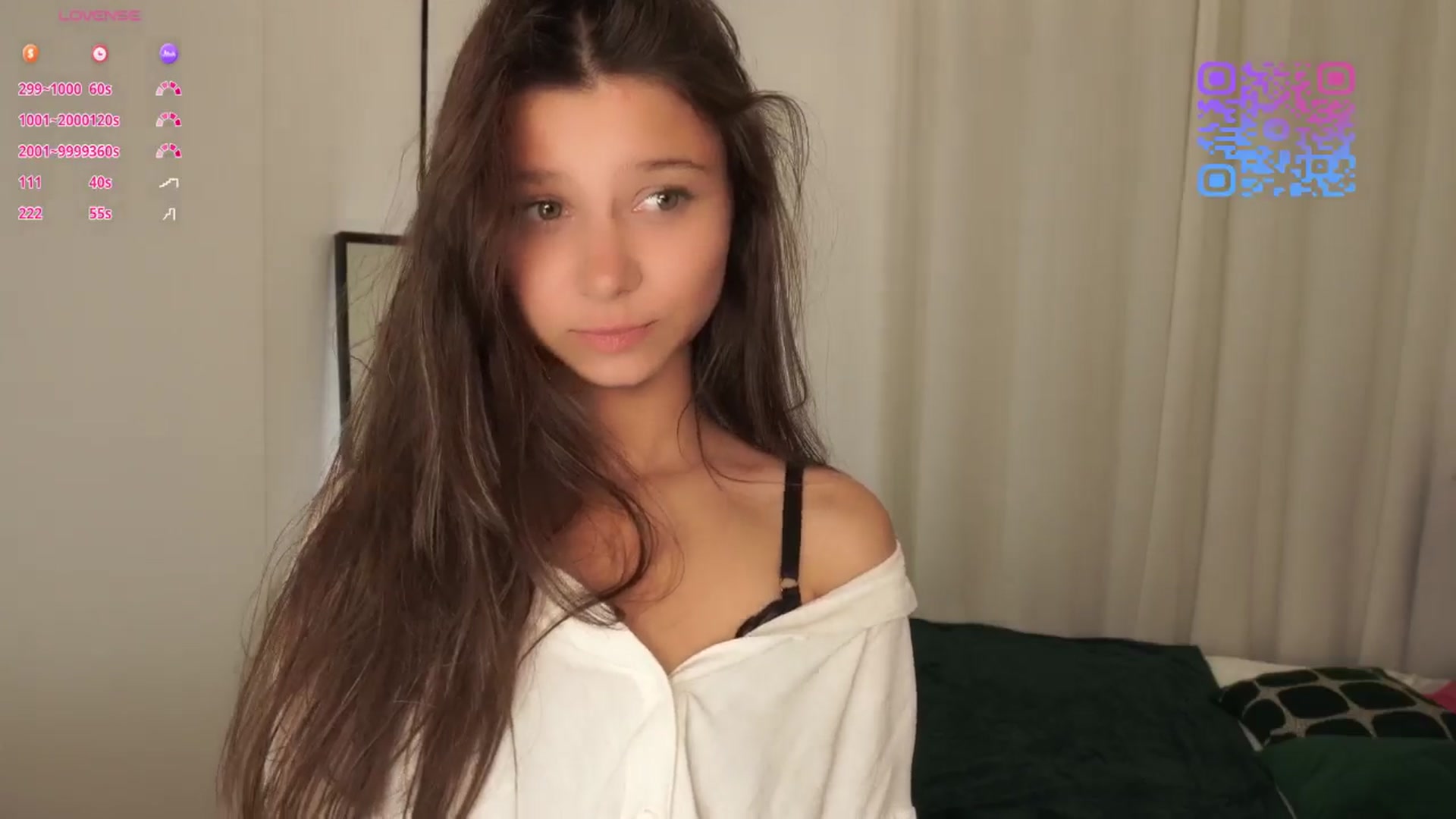 Gallery image thumbnail from MiaRouxie's myfreecams stream on, 06/02/2025, 14:07 image 10 of 20