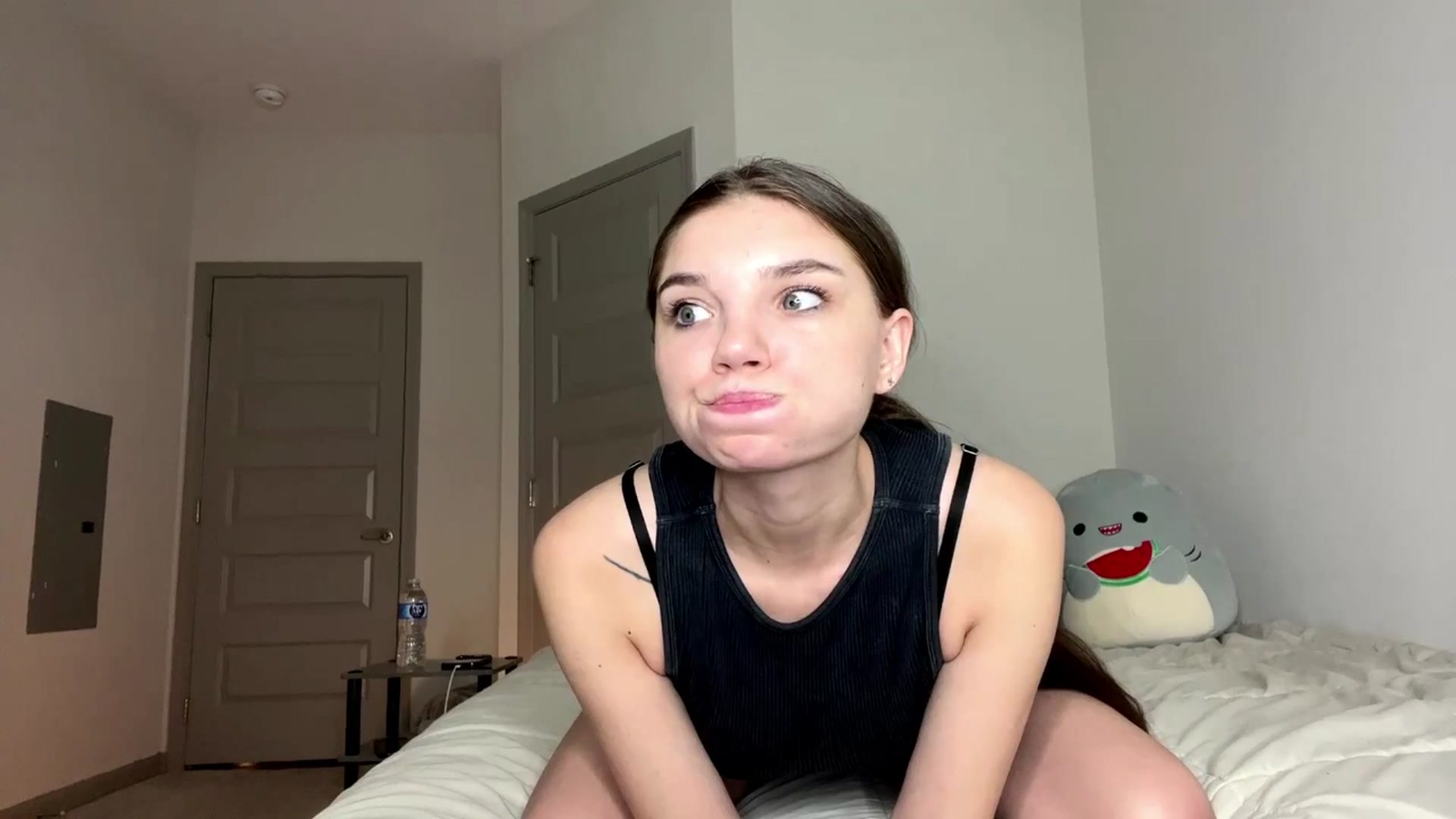Gallery image thumbnail from MiaSunBaby's myfreecams stream on, 03/28/2026, 01:34 image 11 of 20