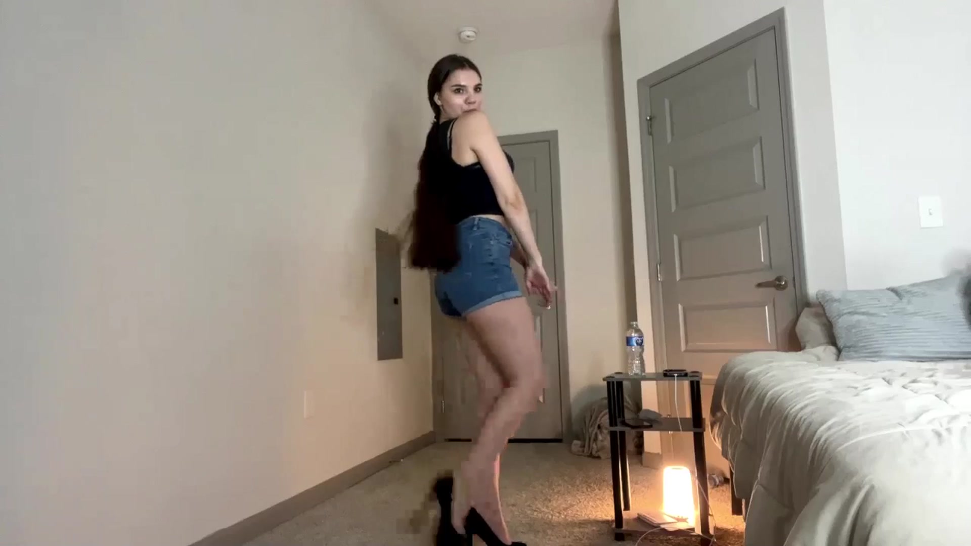 Gallery image thumbnail from MiaSunBaby's myfreecams stream on, 03/28/2026, 01:34 image 15 of 20