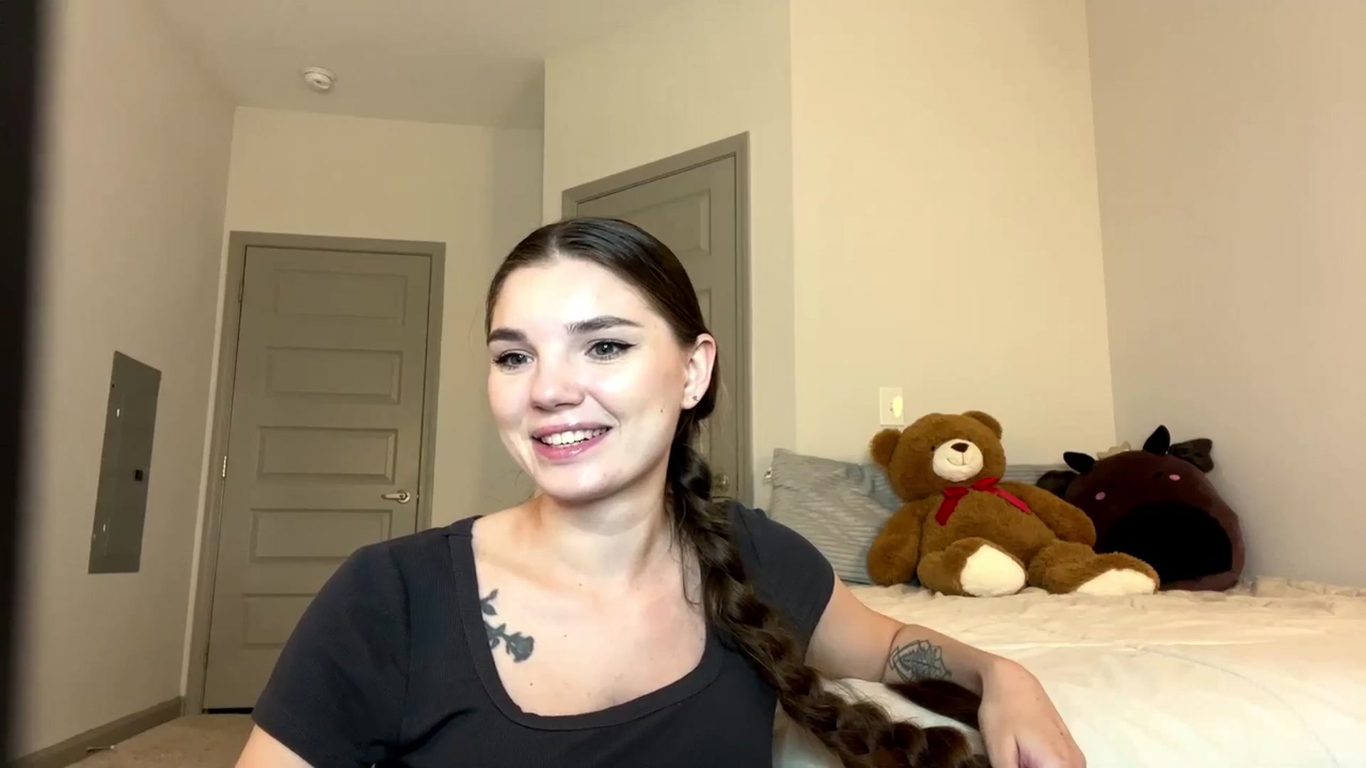 Gallery image thumbnail from MiaSunBaby's myfreecams stream on, 03/31/2026, 02:14 image 2 of 20