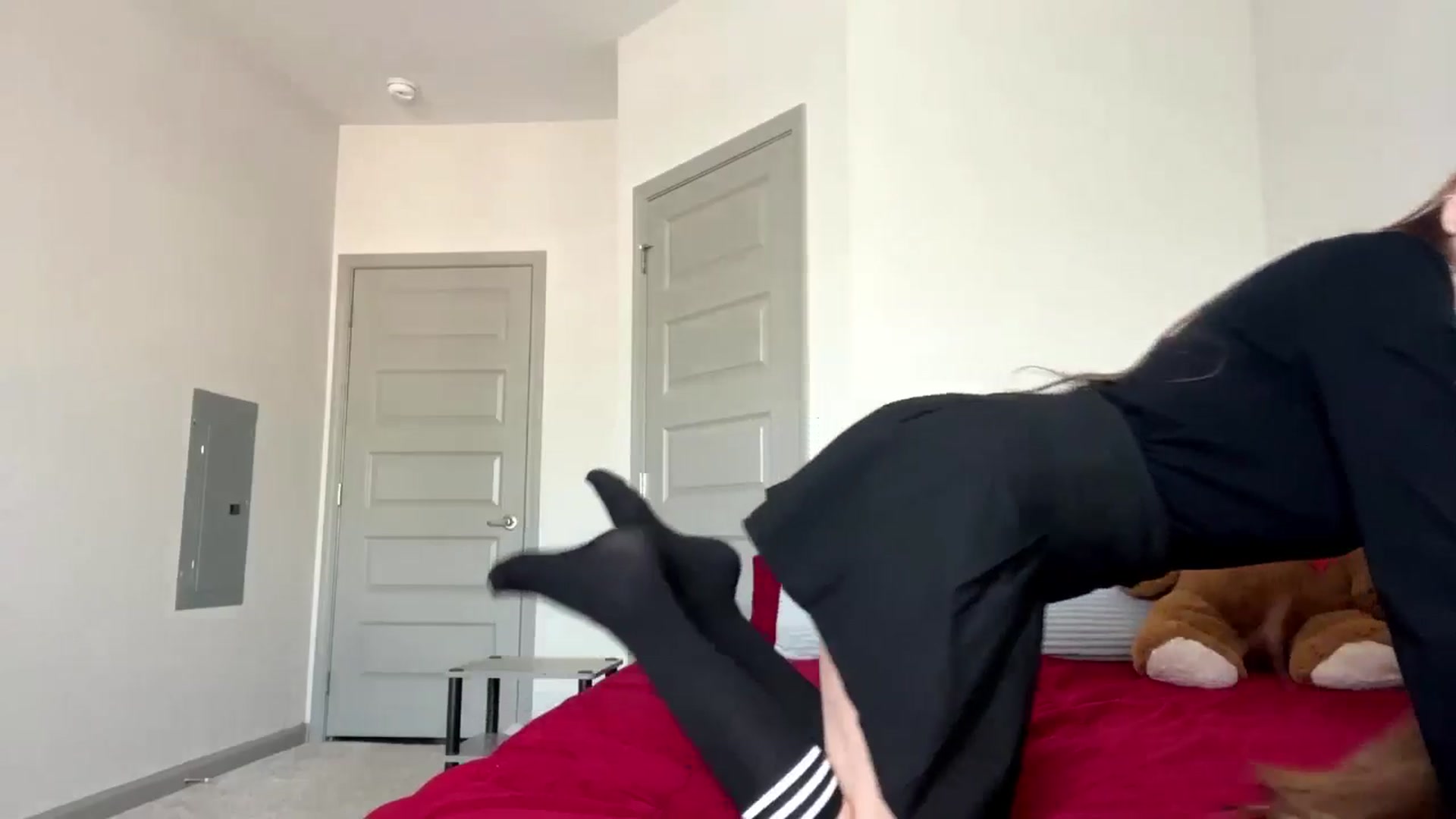 Gallery image thumbnail from MiaSunBaby's myfreecams stream on, 04/07/2026, 22:42 image 3 of 20