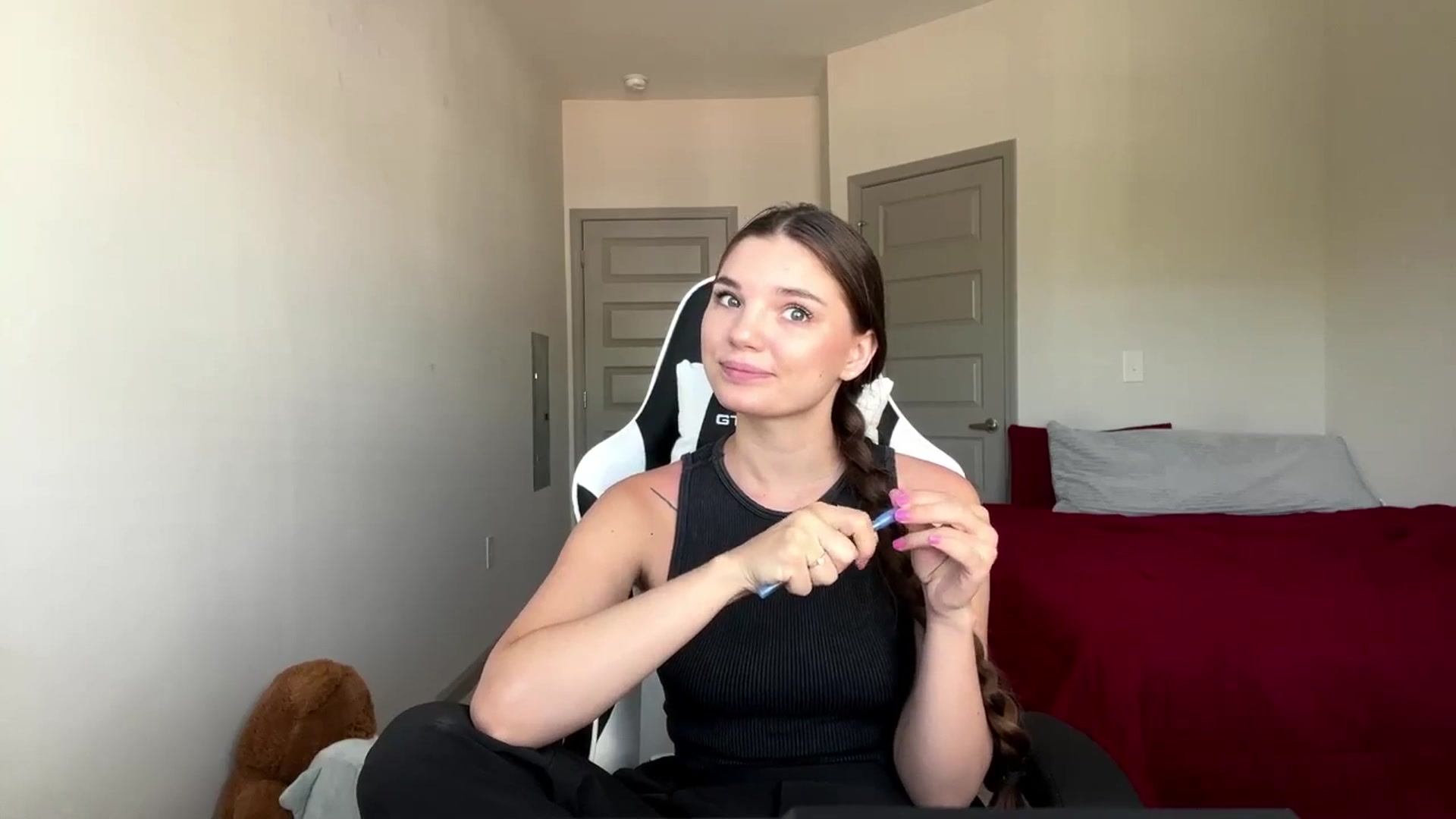 Gallery image thumbnail from MiaSunBaby's myfreecams stream on, 04/14/2026, 21:51 image 2 of 20