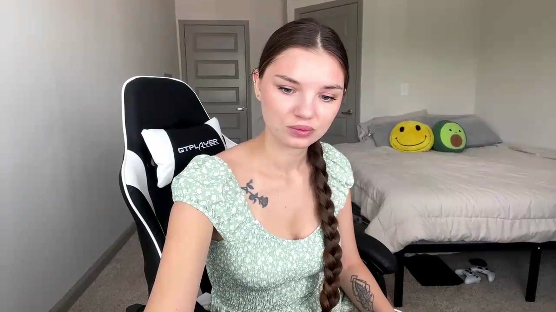 Gallery image thumbnail from MiaSunBaby's myfreecams stream on, 05/17/2026, 19:55 image 4 of 20
