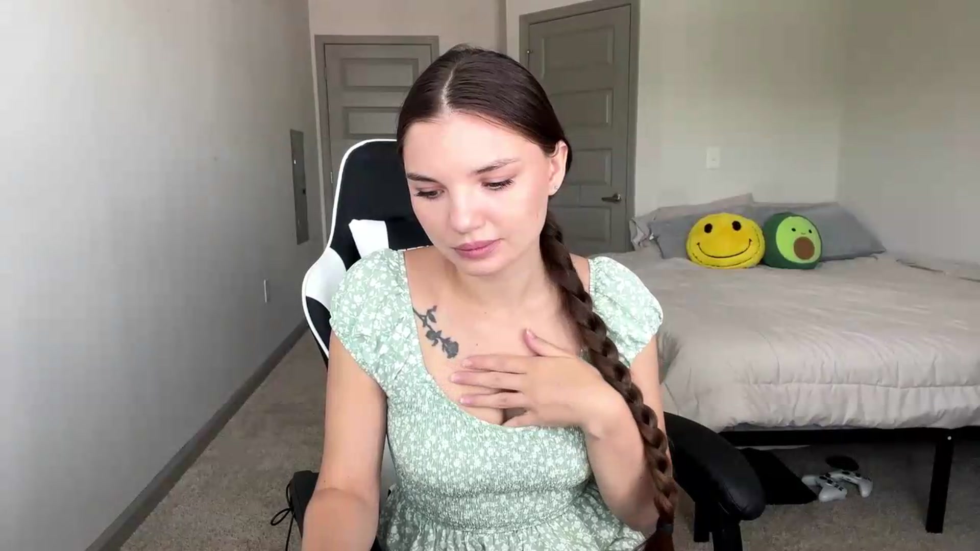 Gallery image thumbnail from MiaSunBaby's myfreecams stream on, 05/17/2026, 19:55 image 10 of 20