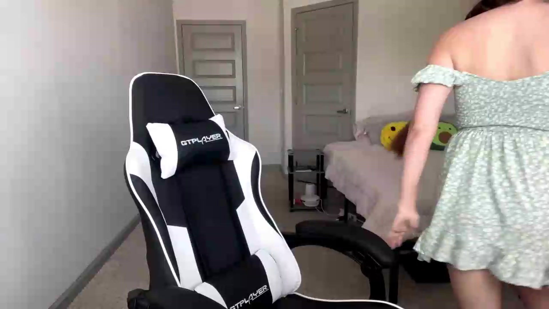 Gallery image thumbnail from MiaSunBaby's myfreecams stream on, 05/17/2026, 19:55 image 18 of 20