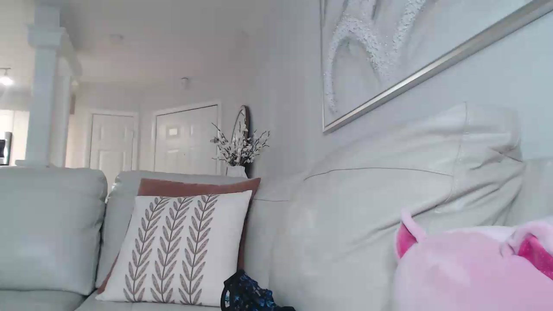 Gallery image thumbnail from MiaVelvett's myfreecams stream on, 05/28/2026, 05:30 image 9 of 20
