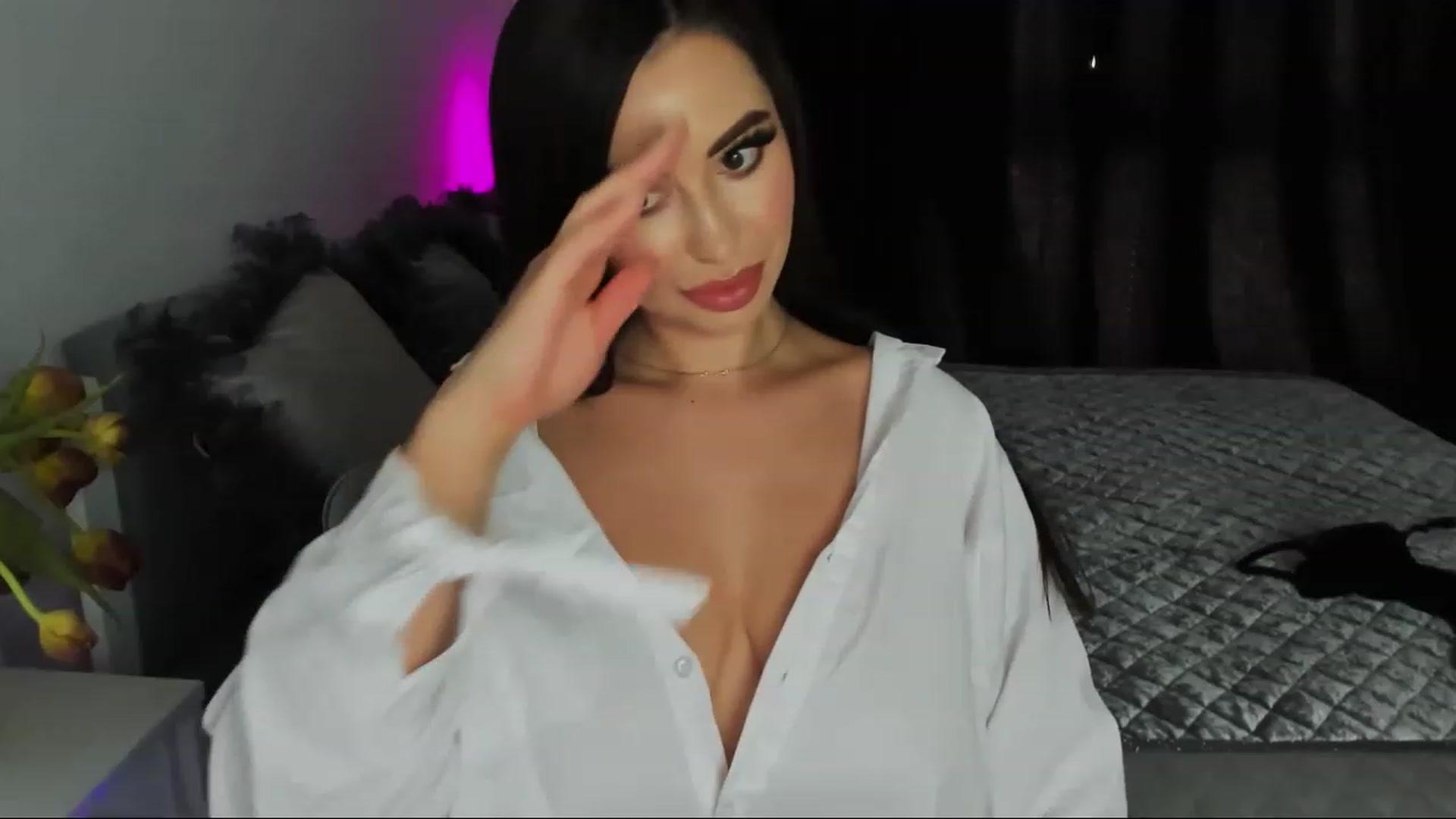 Gallery image thumbnail from MiaYourAngel's myfreecams stream on, 03/12/2023, 13:27 image 18 of 20