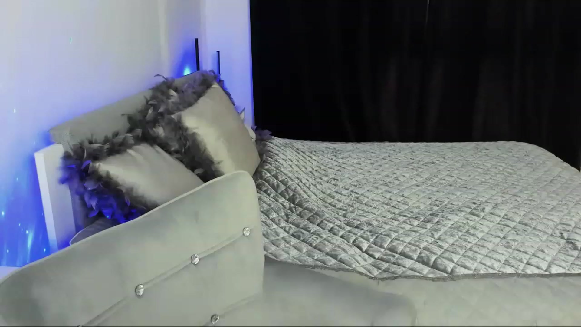 Gallery image thumbnail from MiaYourAngel's myfreecams stream on, 06/16/2023, 11:11 image 19 of 20