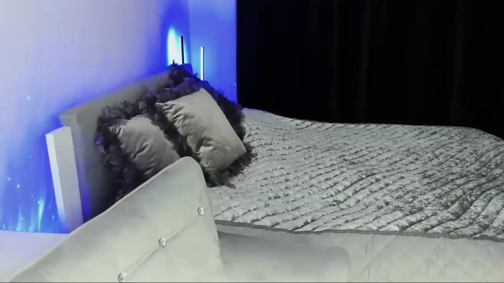 Gallery image thumbnail from MiaYourAngel's myfreecams stream on, 06/27/2023, 20:21 image 14 of 20