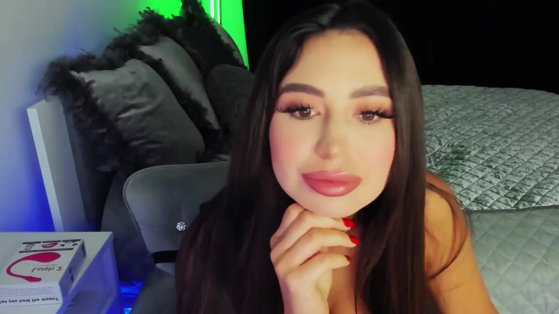 Gallery image thumbnail from MiaYourAngel's myfreecams stream on, 01/26/2024, 12:13 image 1 of 20